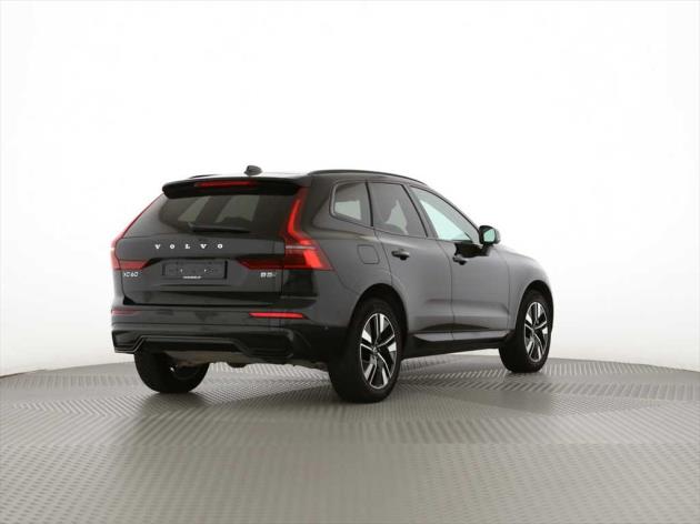 VOLVO XC60 2.0 B5 MH Plus Dark AWD-image-1