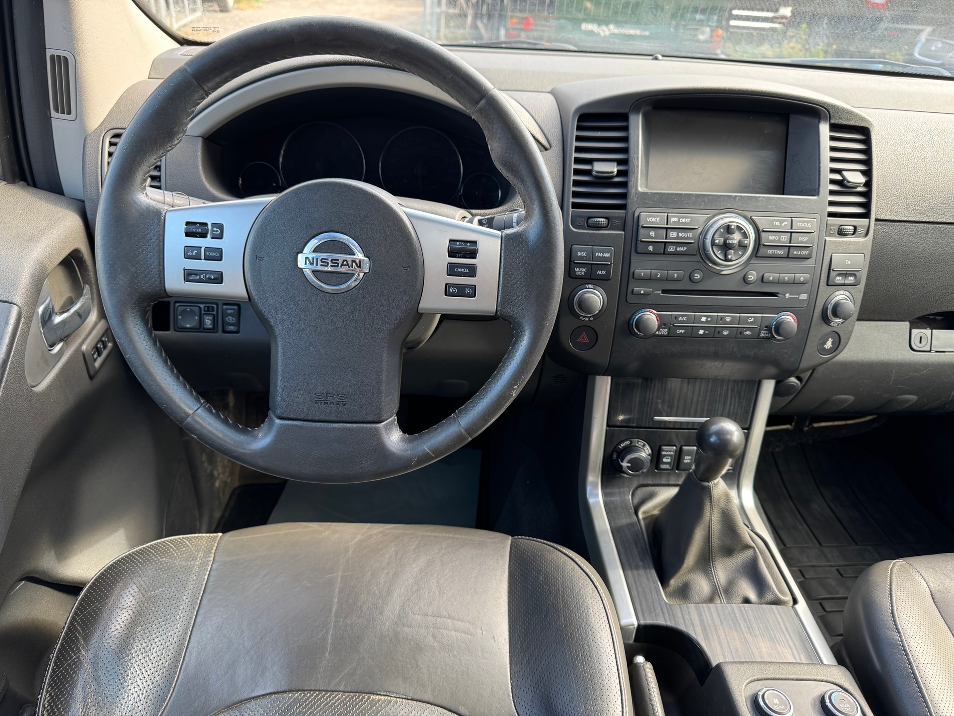 NISSAN Pathfinder 2.5 dCi XE-image-11