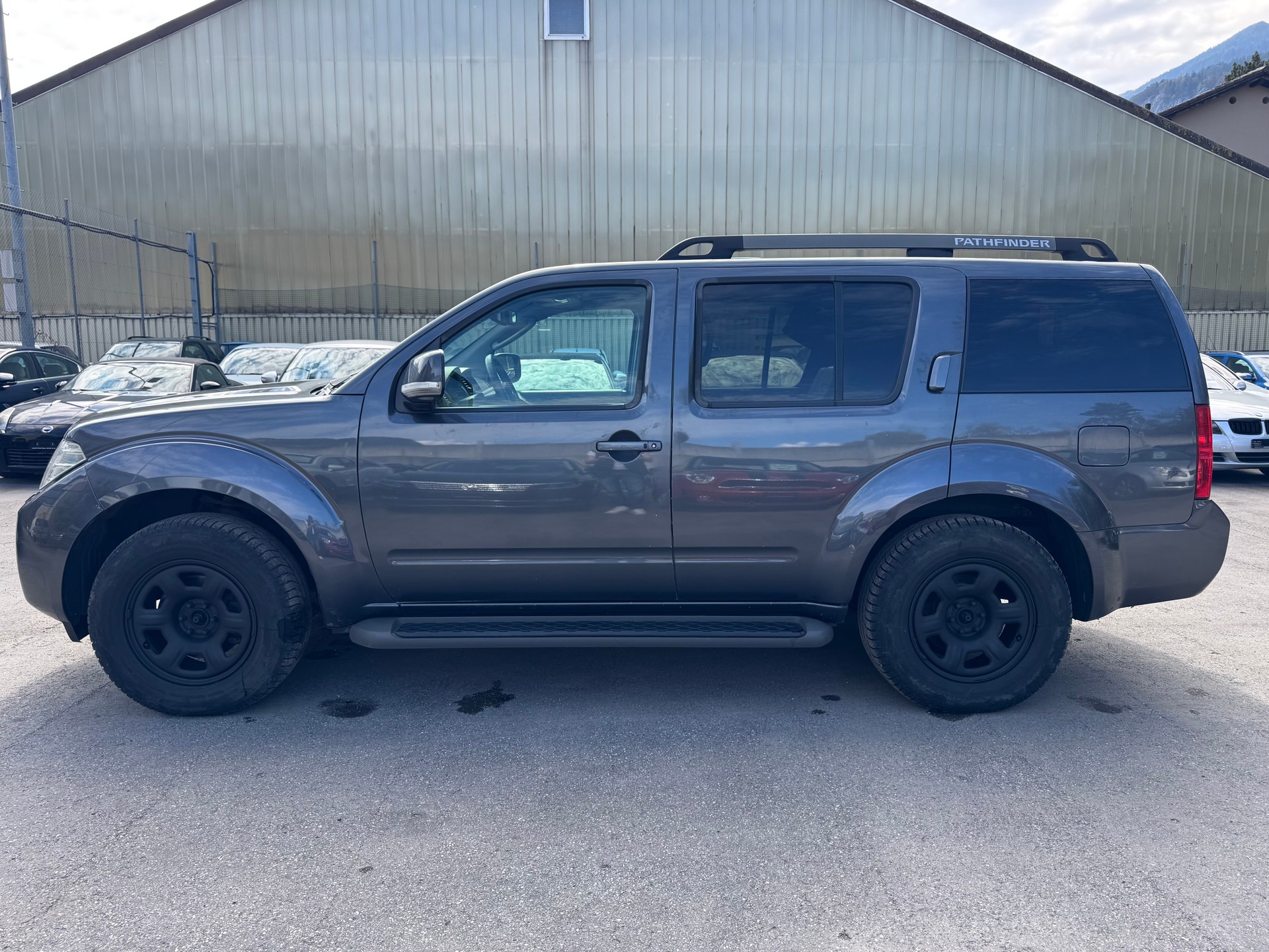 NISSAN Pathfinder 2.5 dCi XE-image-6