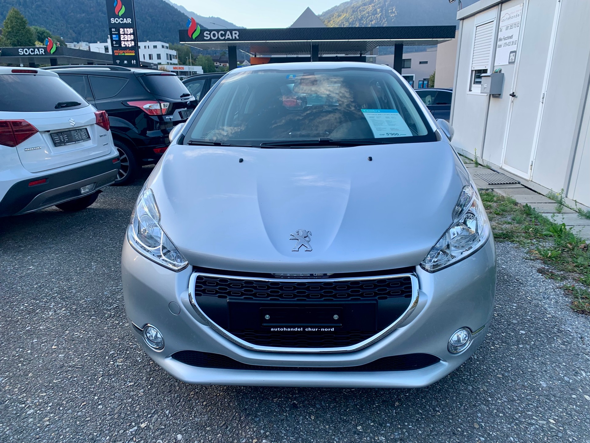 PEUGEOT 208 1.2 VTI Active-image-2