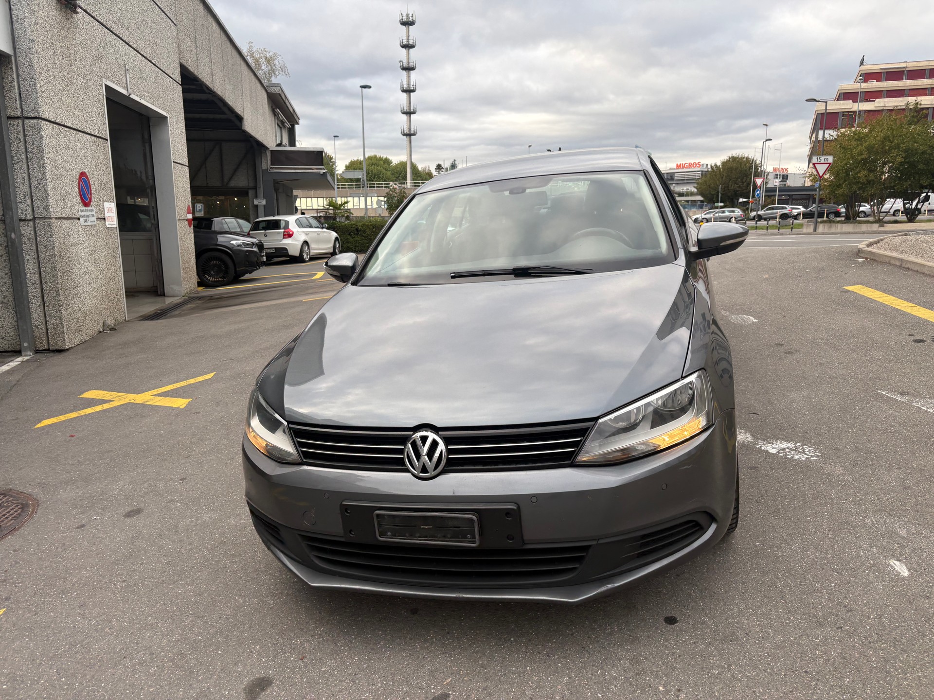 VW Jetta 1.6 TDI BlueMotion Technology Comfortline-image-0