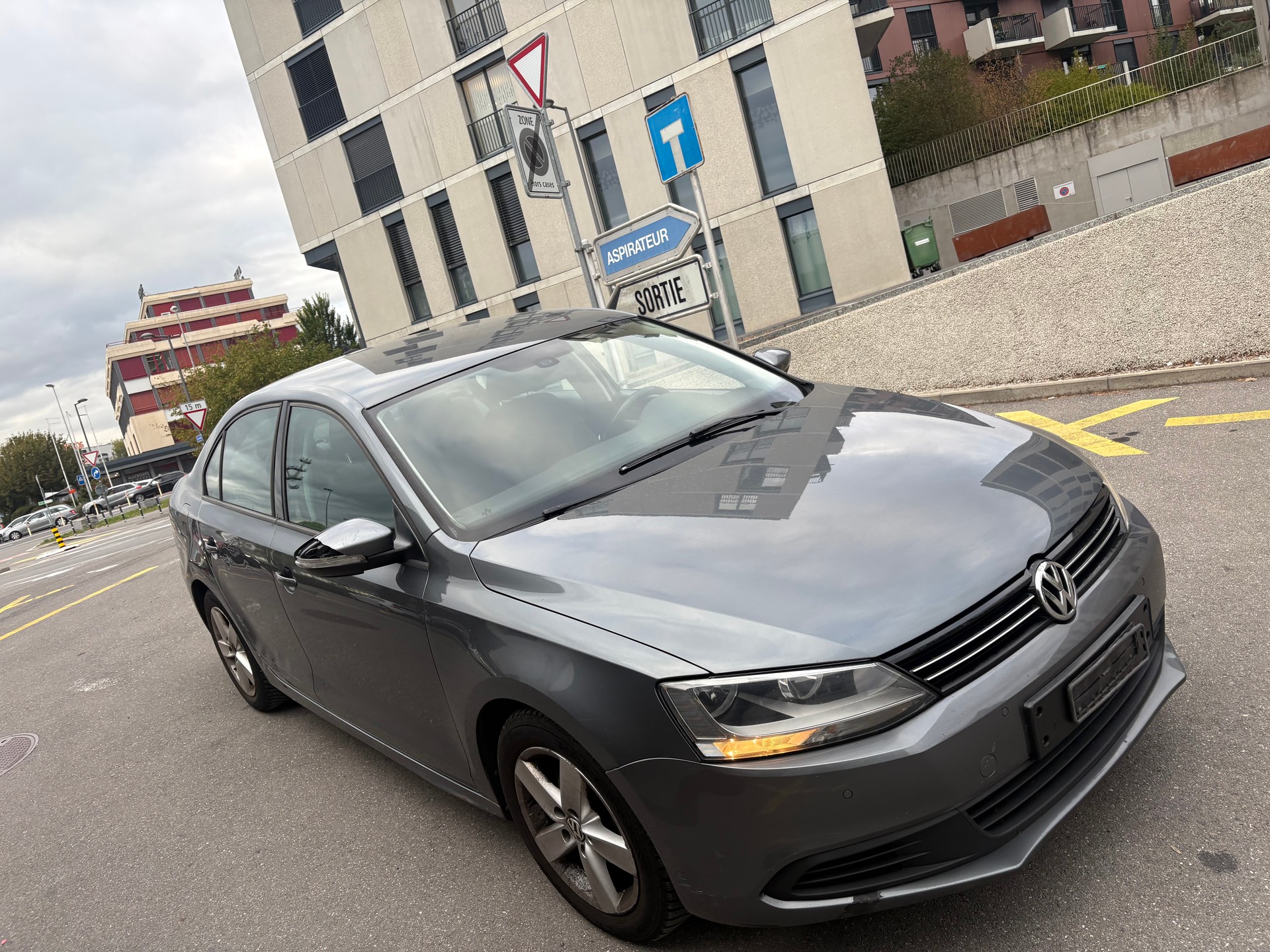 VW Jetta 1.6 TDI BlueMotion Technology Comfortline-image-1