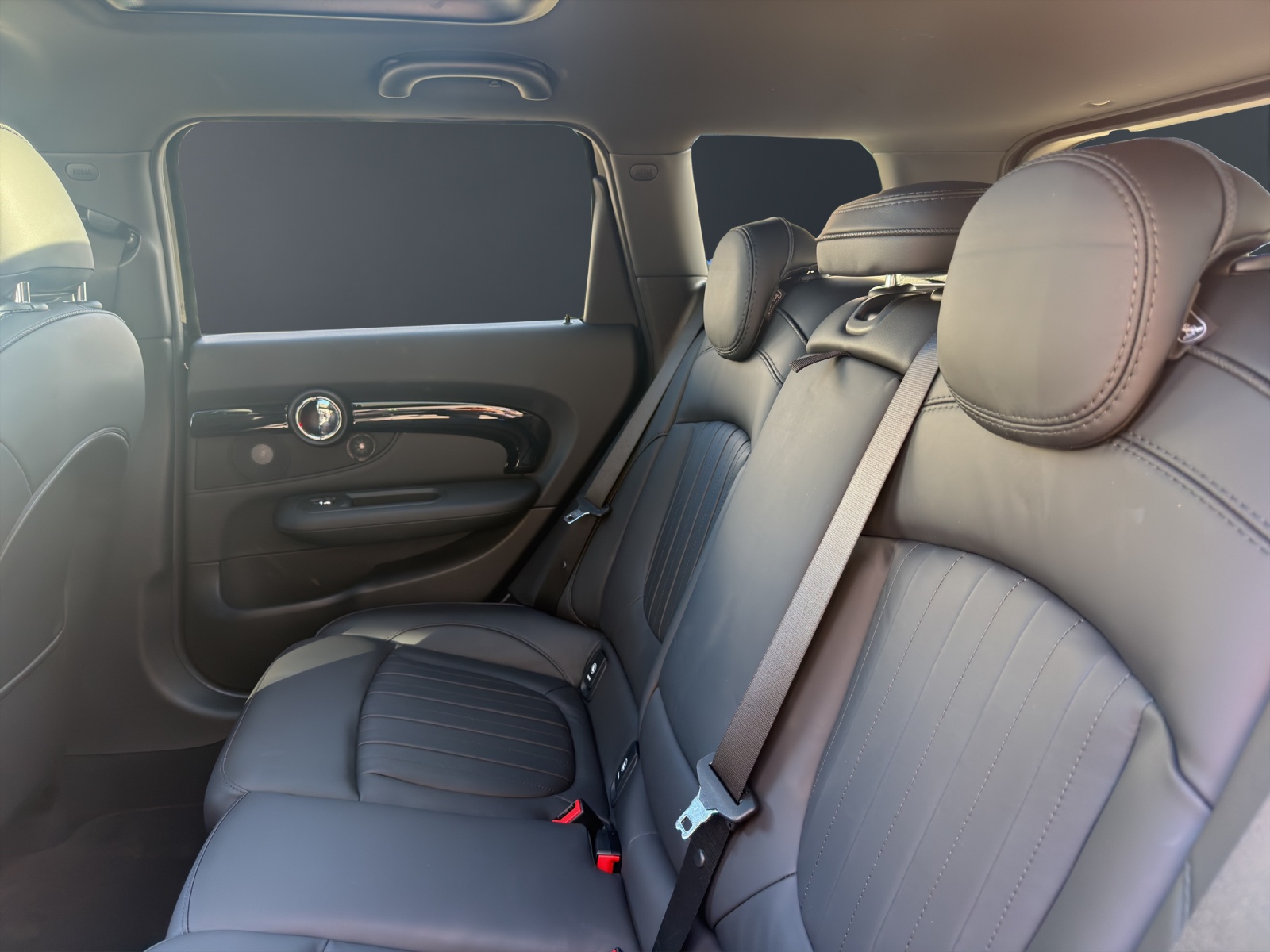 MINI Clubman F54 2.0i John Cooper Works ALL4-image-11