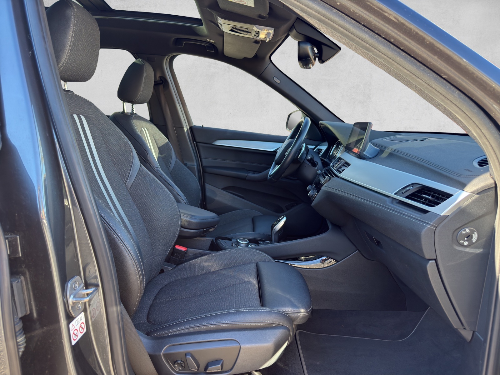 BMW X1 xDrive 20d Sport Line Steptronic-image-15