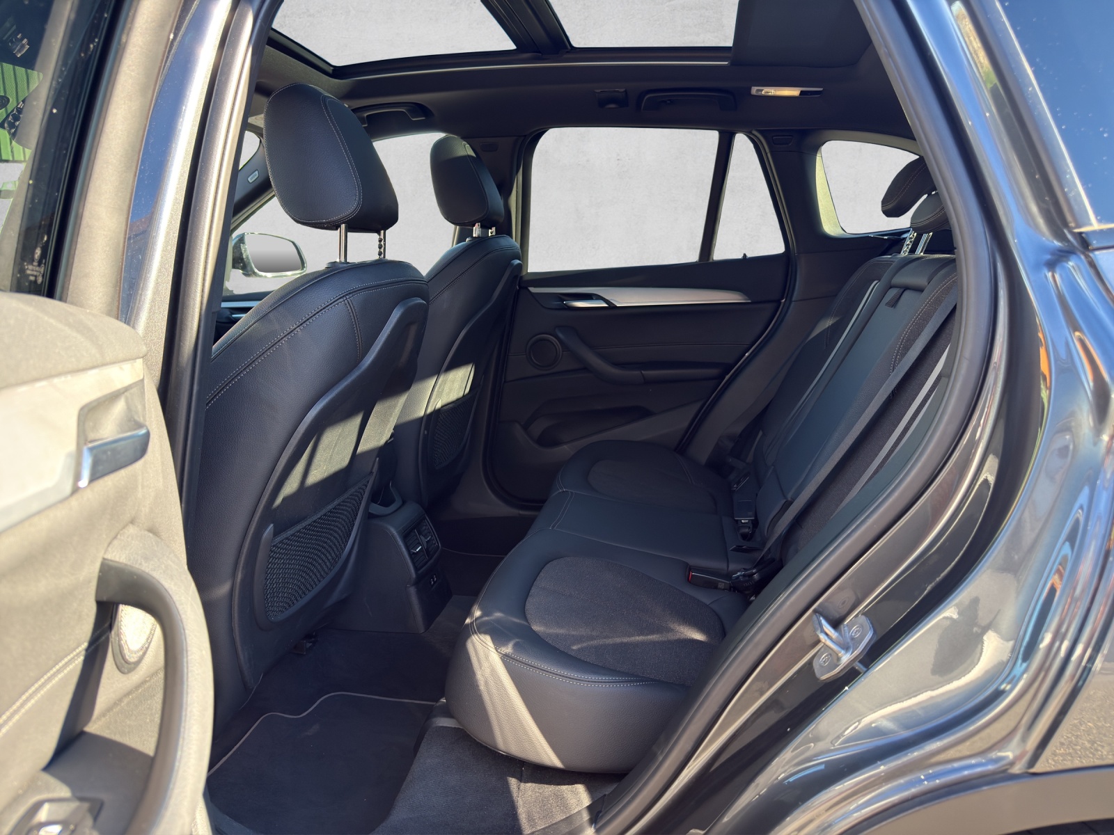 BMW X1 xDrive 20d Sport Line Steptronic-image-16