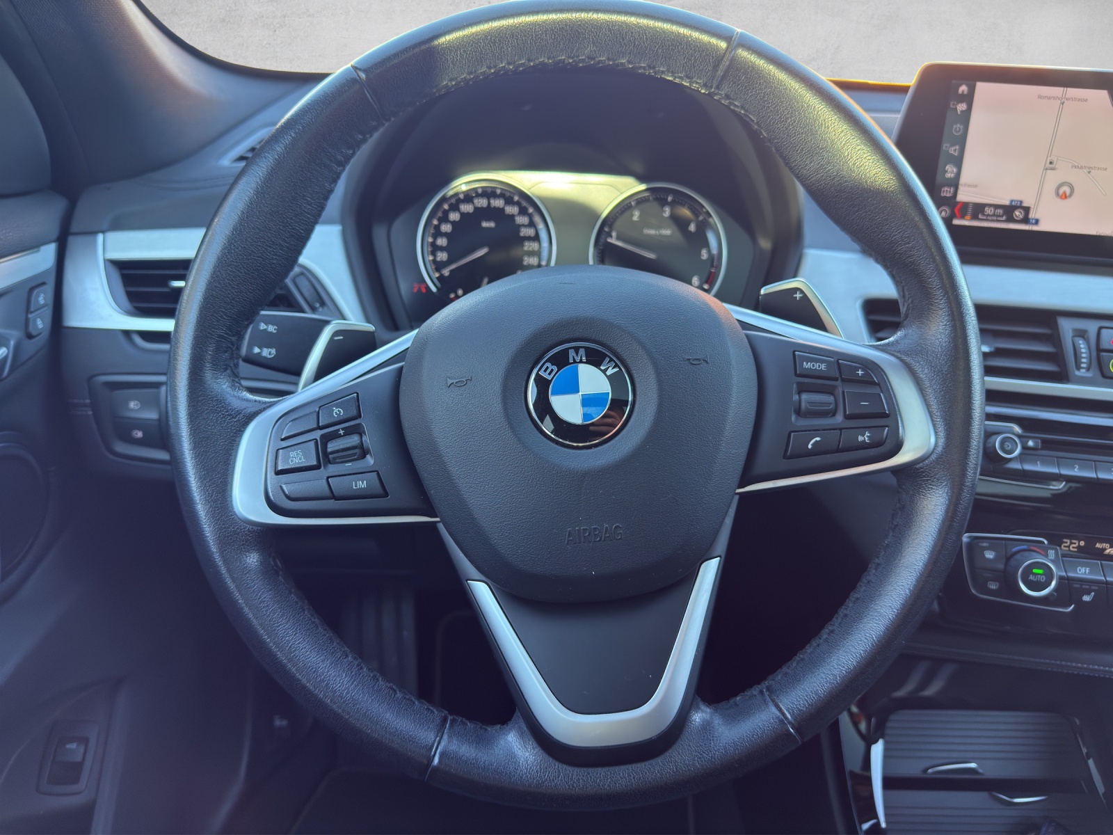 BMW X1 xDrive 20d Sport Line Steptronic-image-12