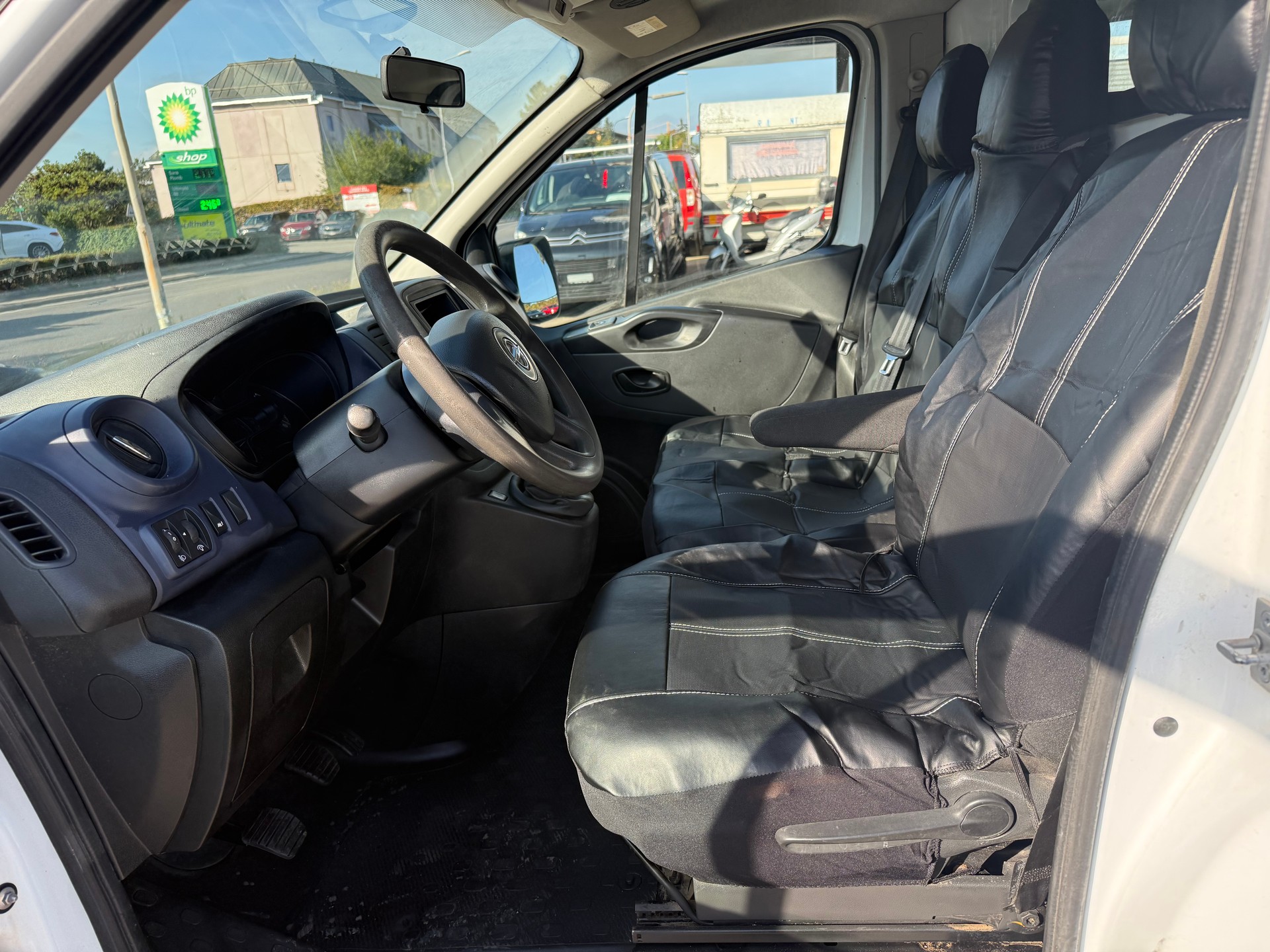 OPEL Vivaro 1.6 CDTI 2.9t L2H1-image-14