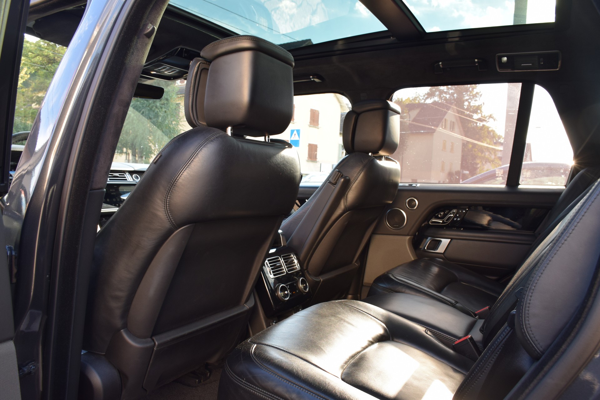 LAND ROVER Range Rover 5.0 V8 S/C AB Automatic-image-14