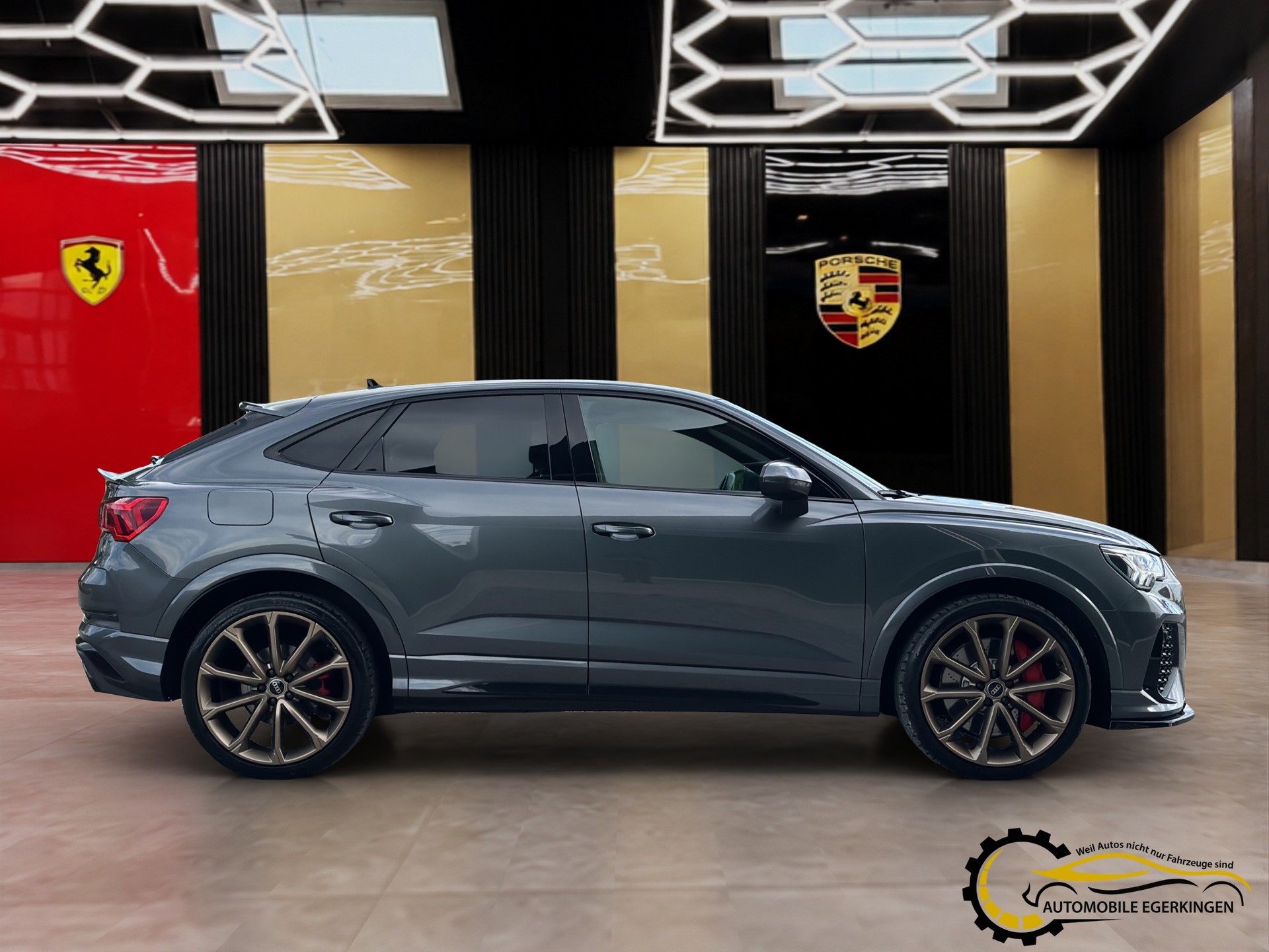 AUDI RS Q3 Sportback 2.5 TFSI quattro S-Tronic-image-3