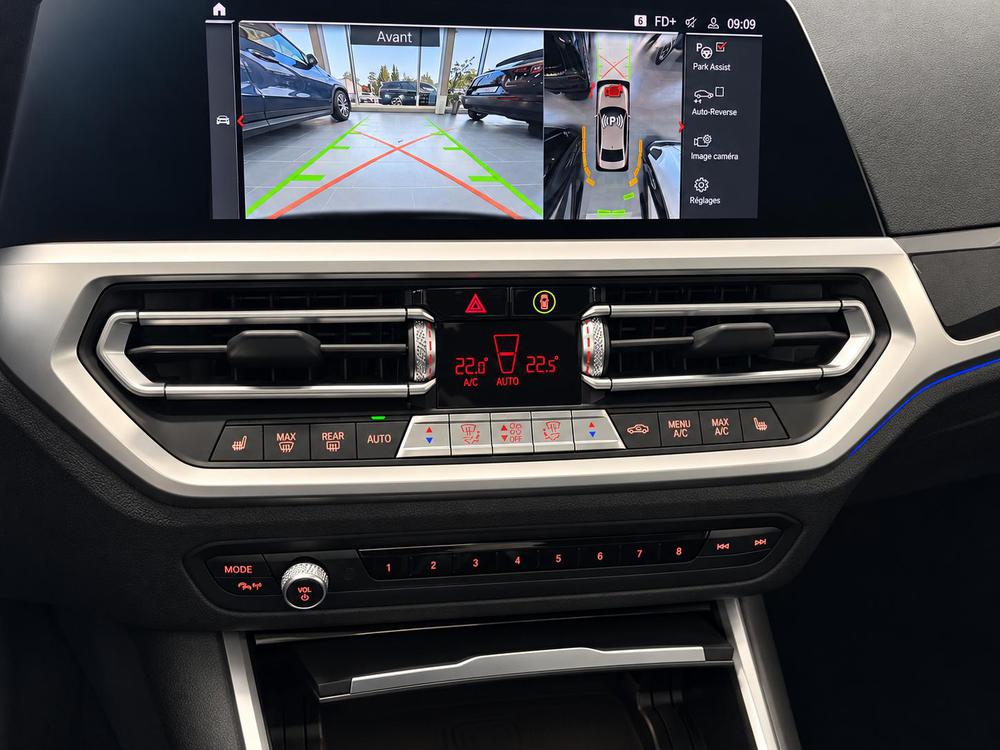 BMW 330d xDrive Steptronic Luxury Line-image-22
