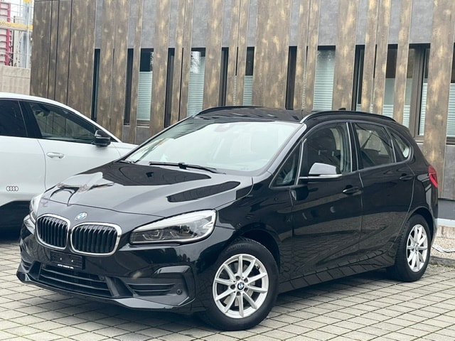 BMW 218d xDrive Active Tourer Steptronic-image-2