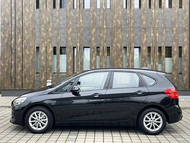 BMW 218d xDrive Active Tourer Steptronic-image-8