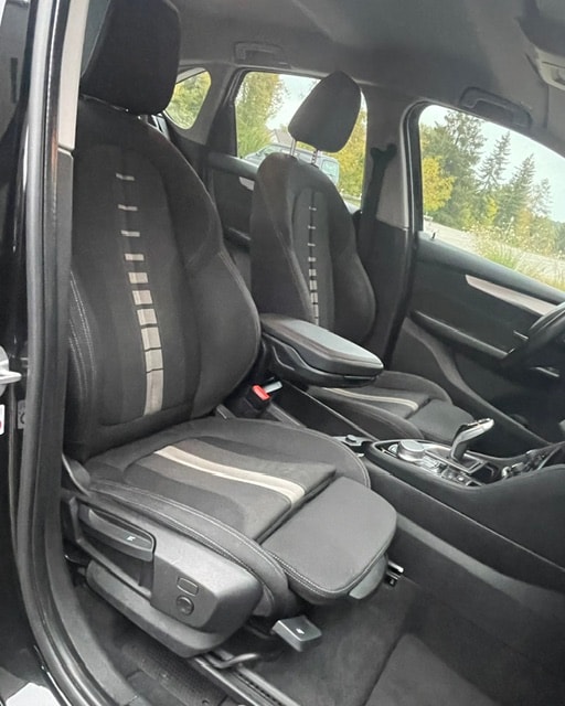 BMW 218d xDrive Active Tourer Steptronic-image-29
