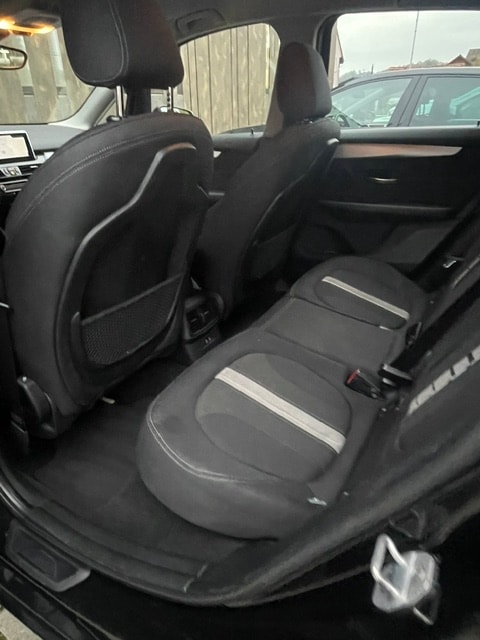 BMW 218d xDrive Active Tourer Steptronic-image-30