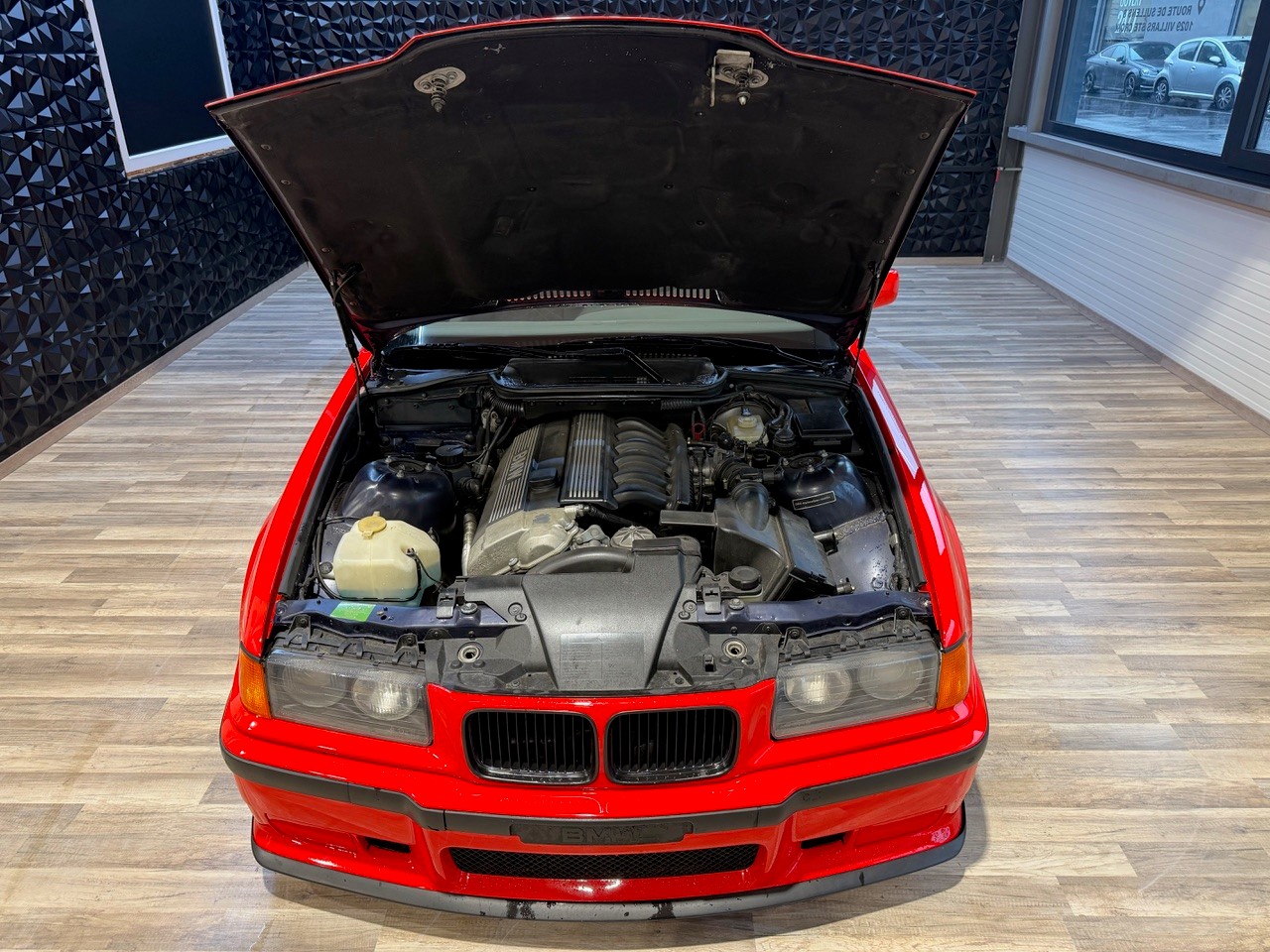 BMW 328i Coupé-image-5