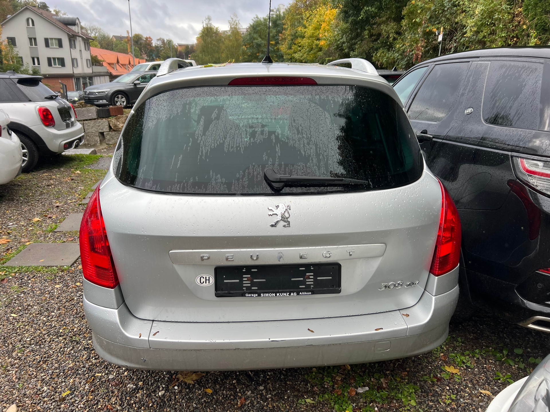 PEUGEOT 308 SW 2.0 HDI Sport Automatic-image-4