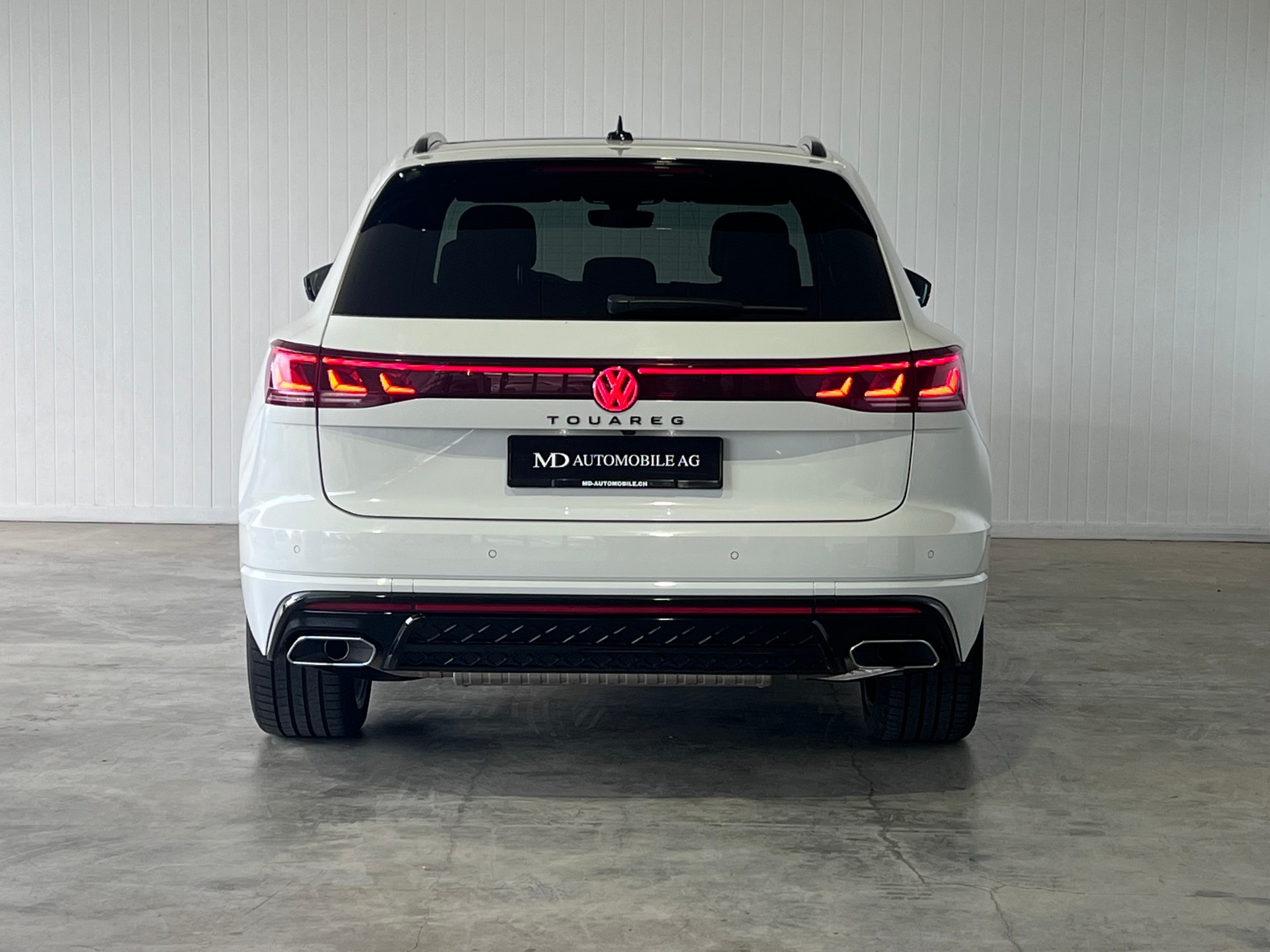 VW Touareg 3.0 TDI R-Line Tiptronic-image-8