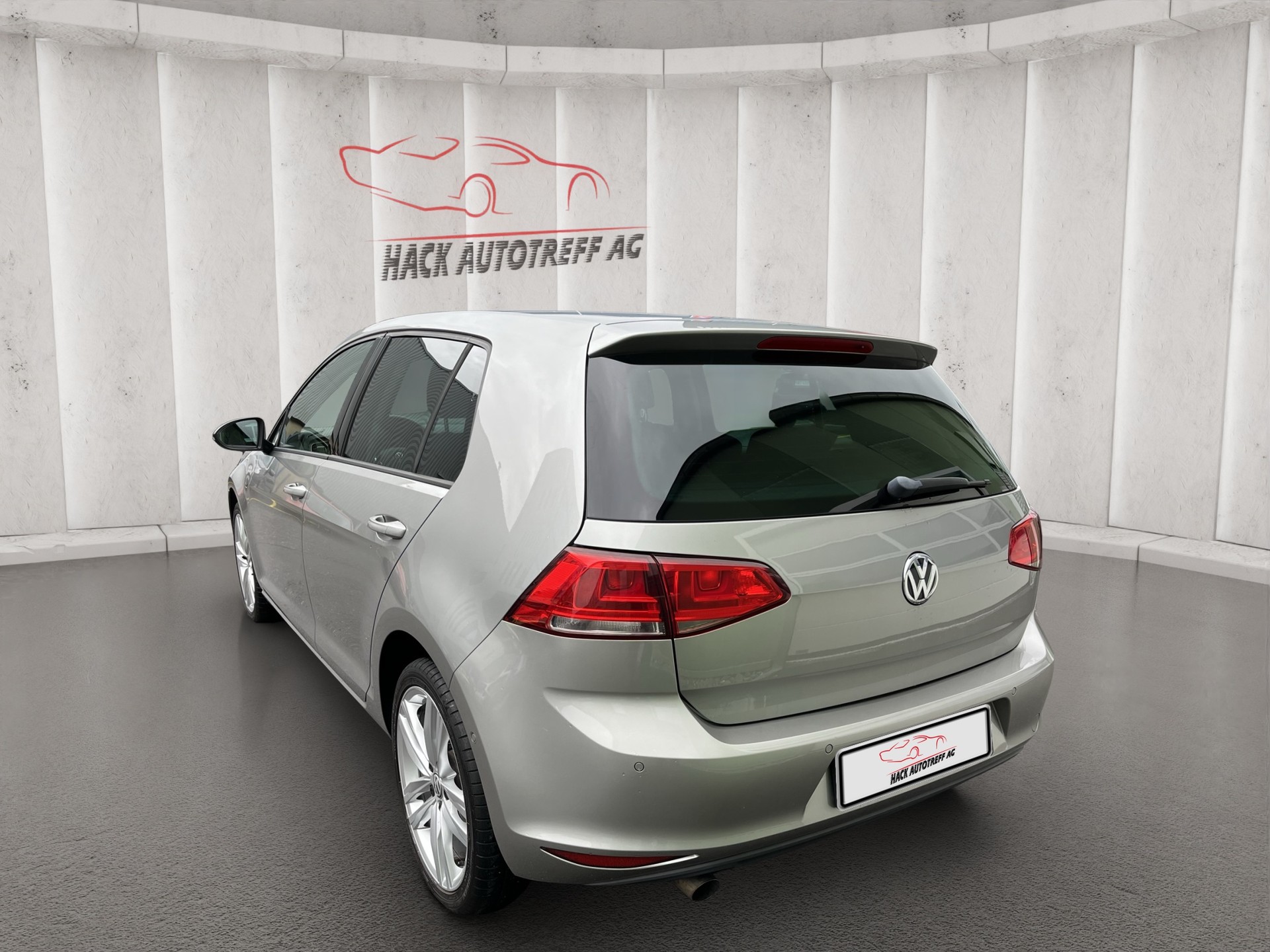 VW GOLF-image-3