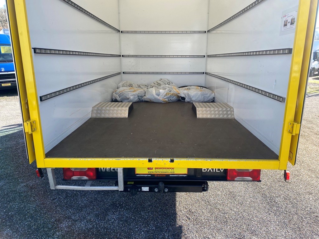 IVECO DAILY 35 C 15 Möbelwagen mit Flügeltüren-image-9
