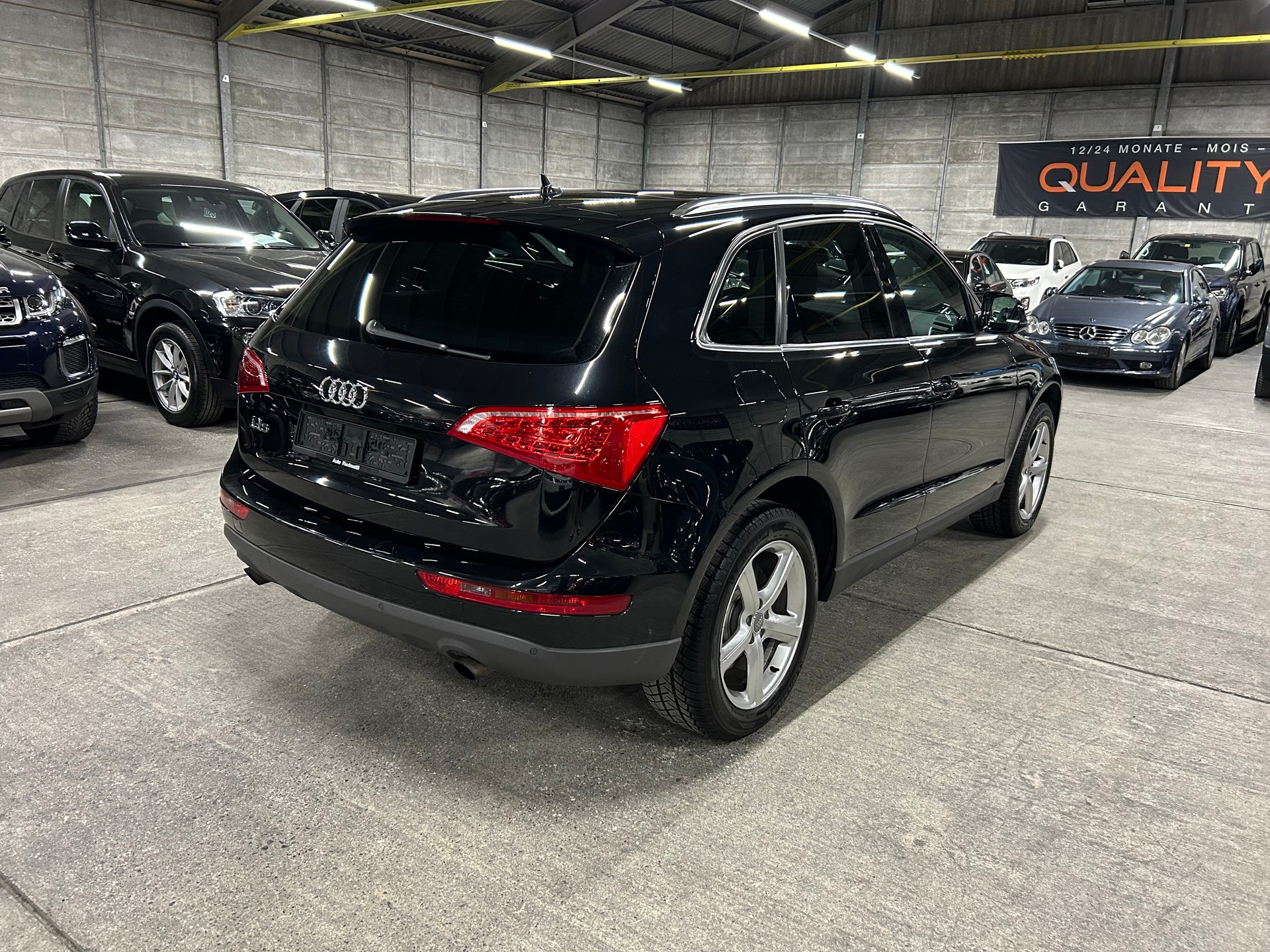 AUDI Q5 2.0 TFSI quattro S-tronic-image-3