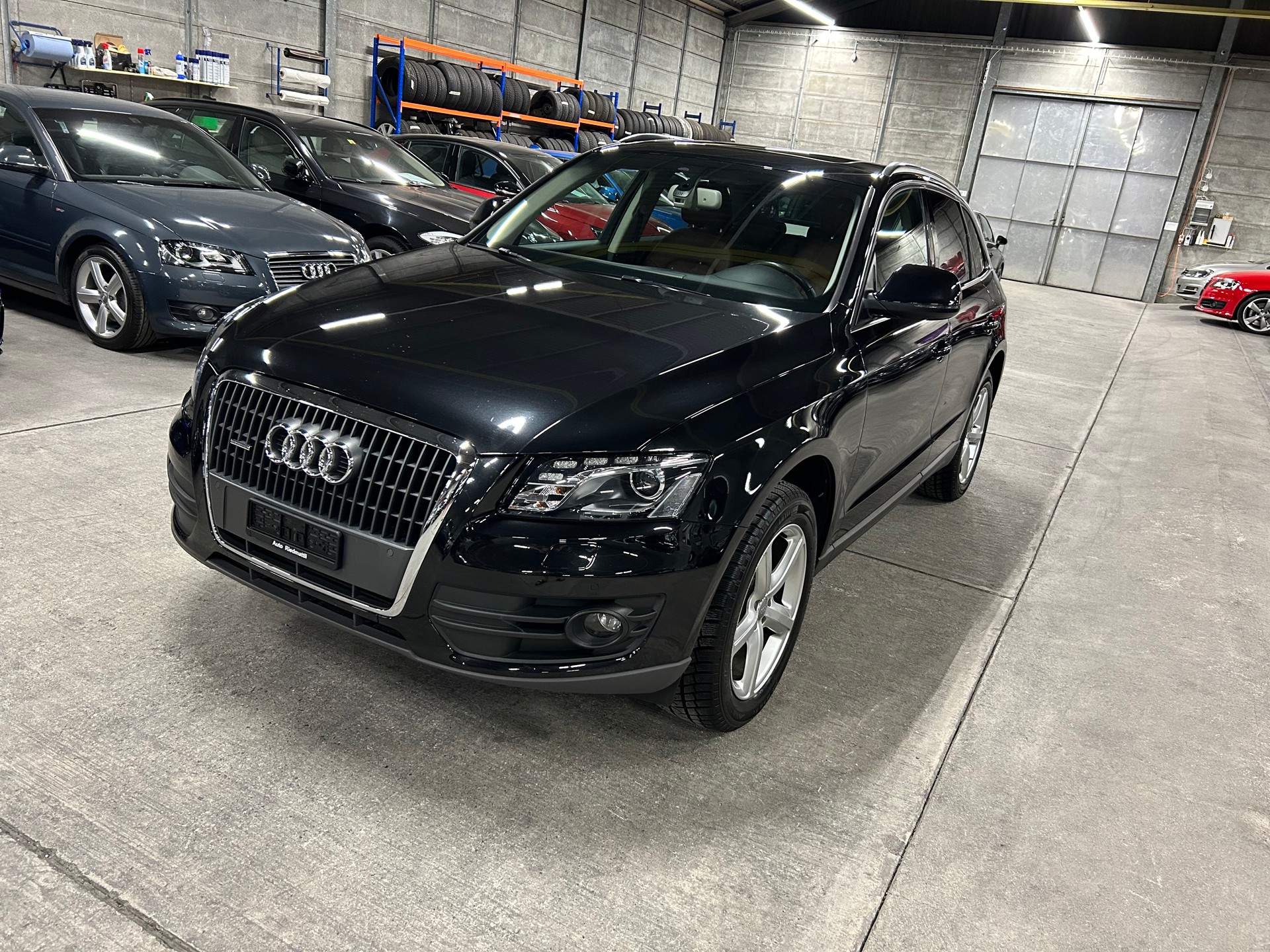 AUDI Q5 2.0 TFSI quattro S-tronic-image-6