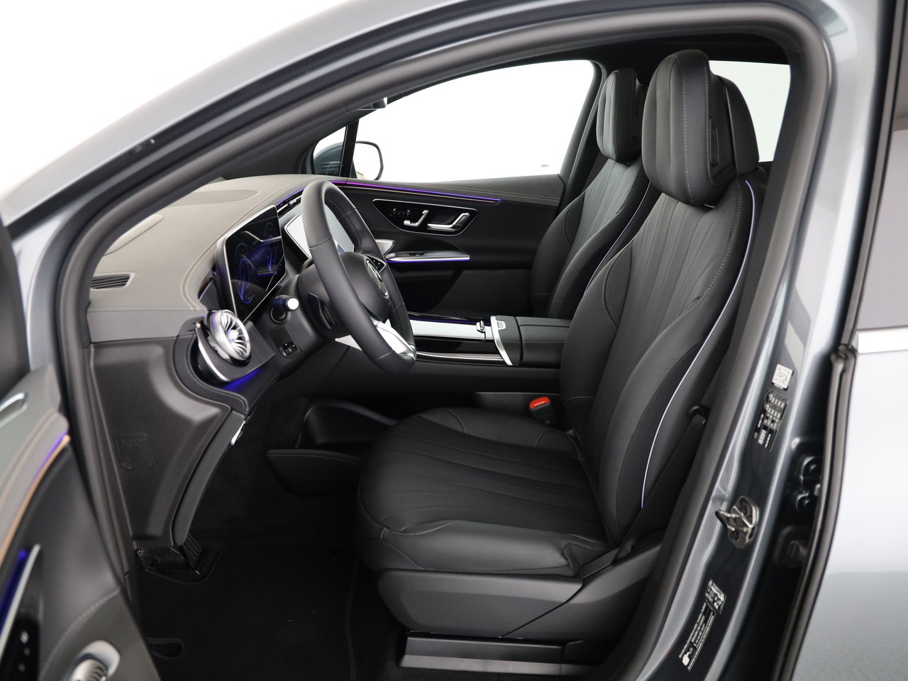 MERCEDES-BENZ EQE SUV 350 4 Matic-image-3