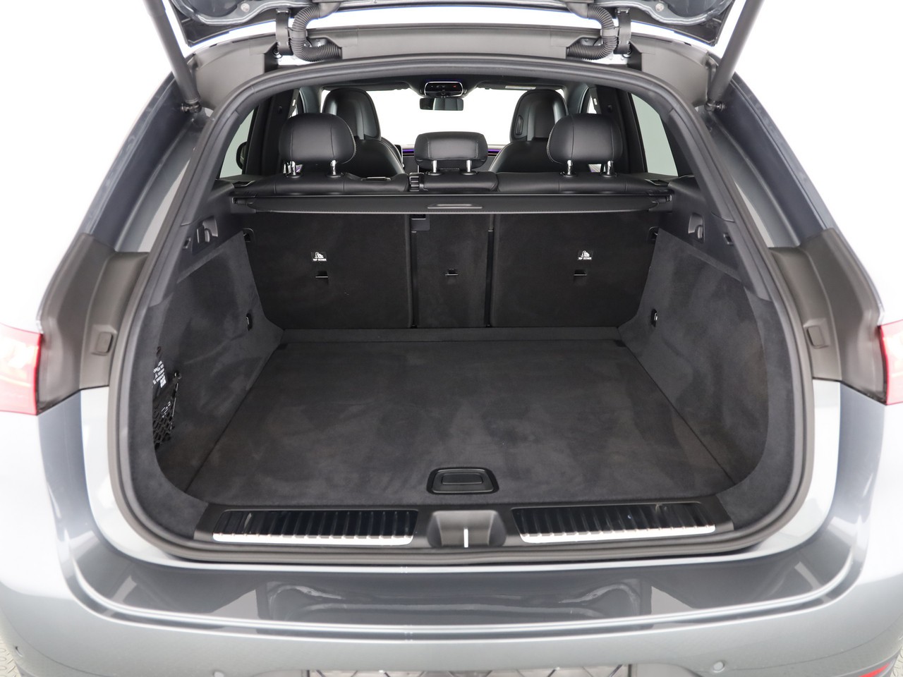MERCEDES-BENZ EQE SUV 350 4 Matic-image-5