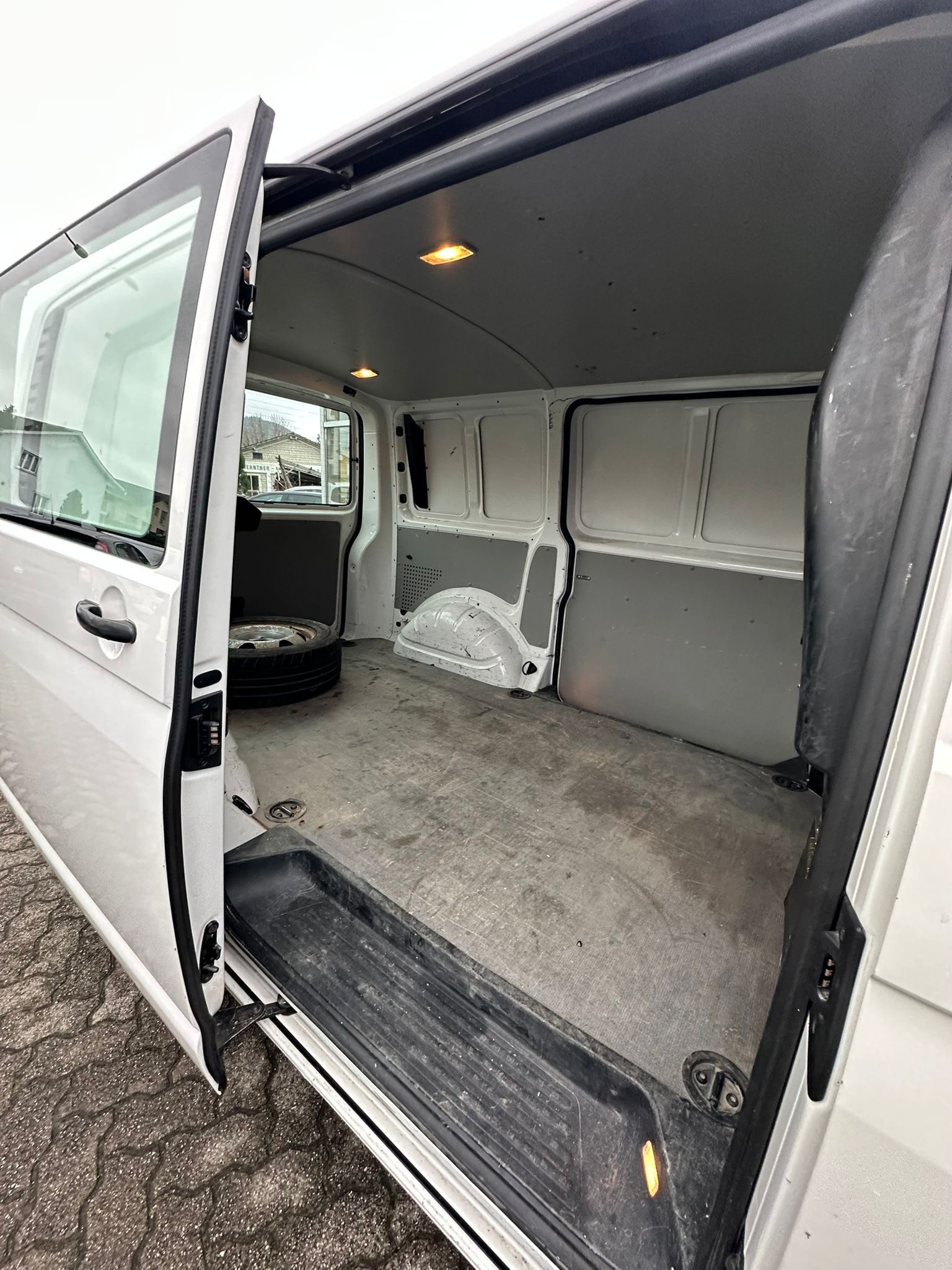 VW T6 2.0 TDI Euro 6-image-6
