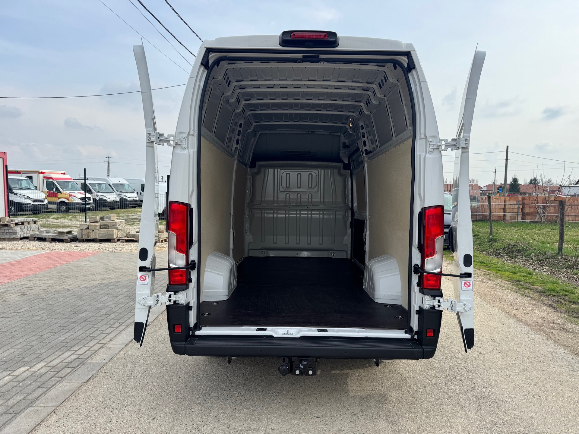 FIAT New Ducato L4H3 mit Automatic-Getriebe und 180 Ps Ahk 3000kg u.s.w-image-5