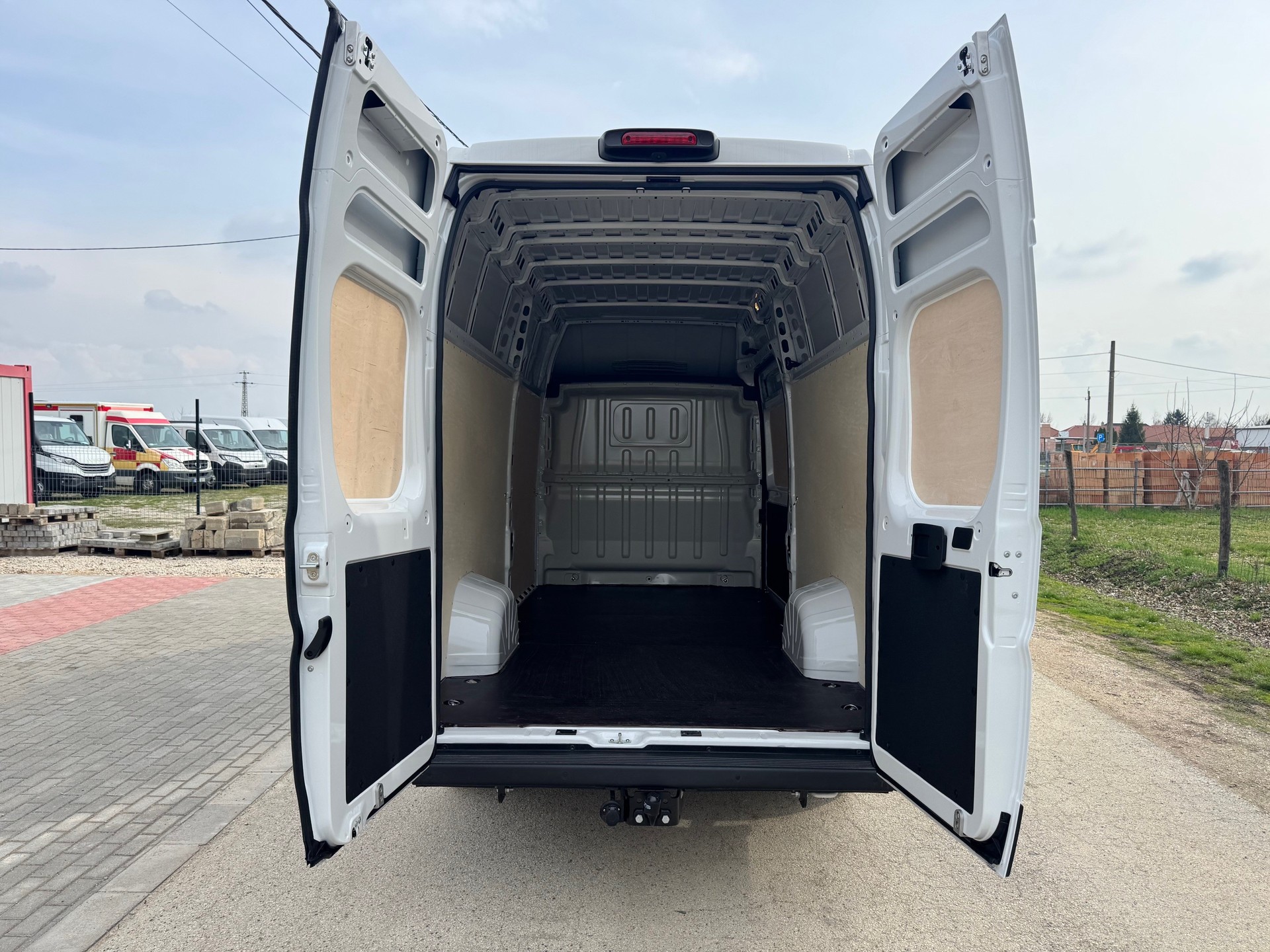 FIAT New Ducato L4H3 mit Automatic-Getriebe und 180 Ps Ahk 3000kg u.s.w-image-6