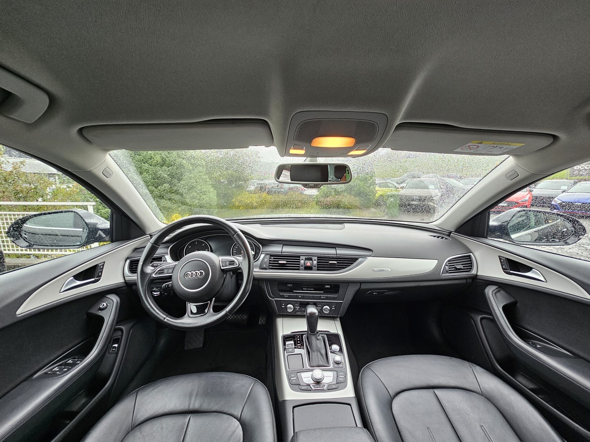 AUDI A6 Avant 3.0 TDI V6 Attraction quattro S-tronic-image-8