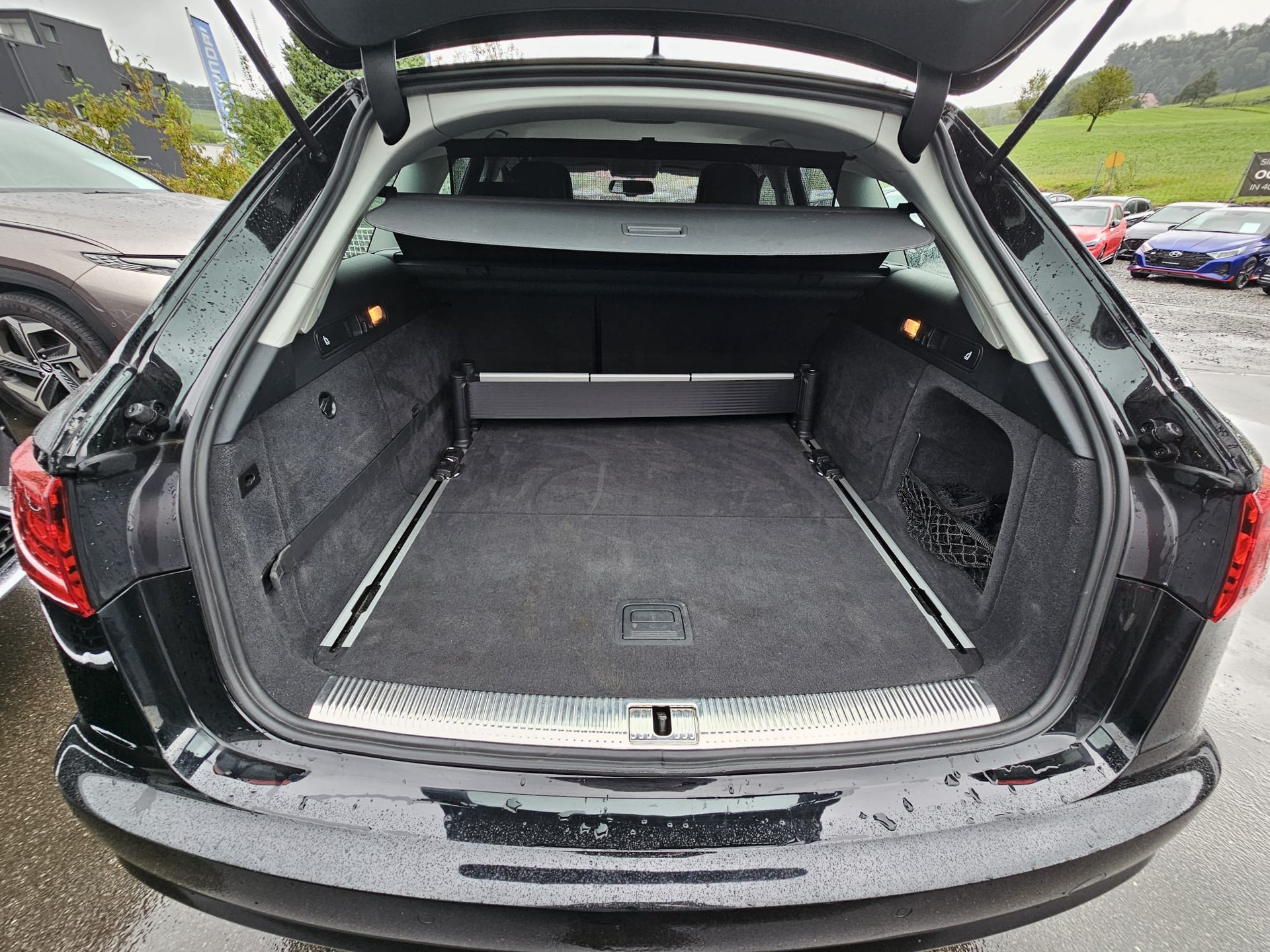 AUDI A6 Avant 3.0 TDI V6 Attraction quattro S-tronic-image-11