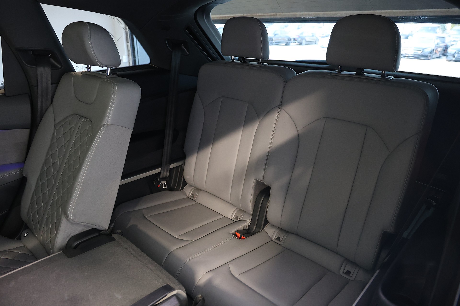 AUDI SQ7 4.0 ABT TDI quattro tiptronic *7-Sitzer*-image-15