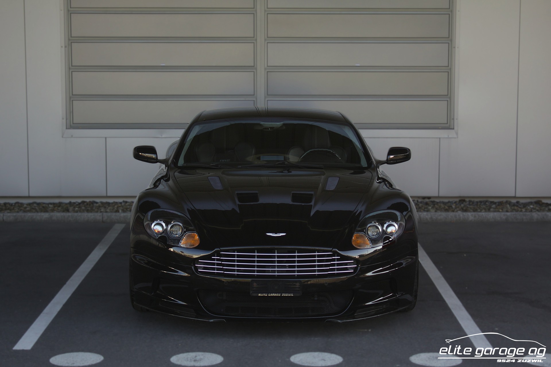 ASTON MARTIN DBS Coupé HANDSCHALTER MANSORY-image-7