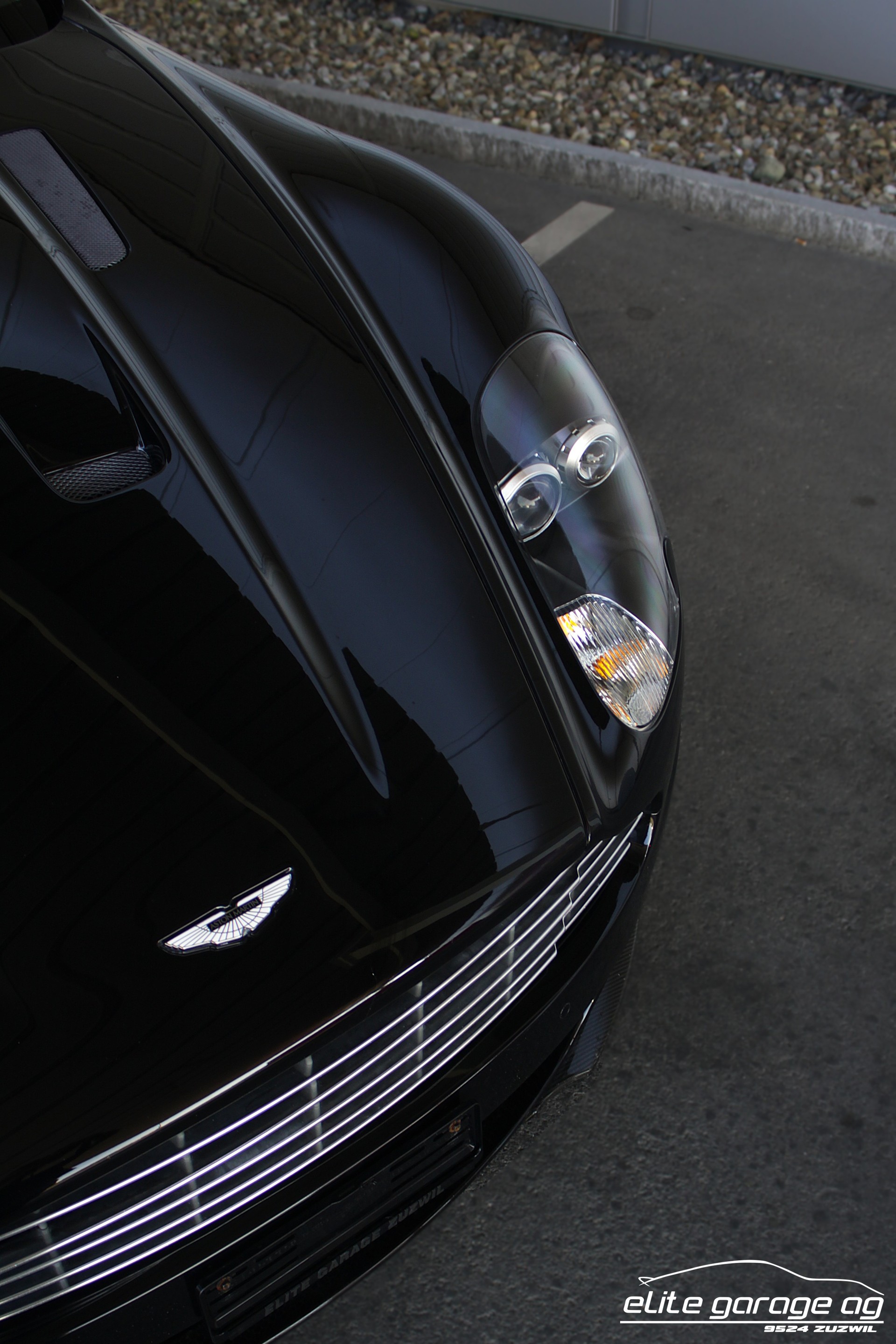 ASTON MARTIN DBS Coupé HANDSCHALTER MANSORY-image-11