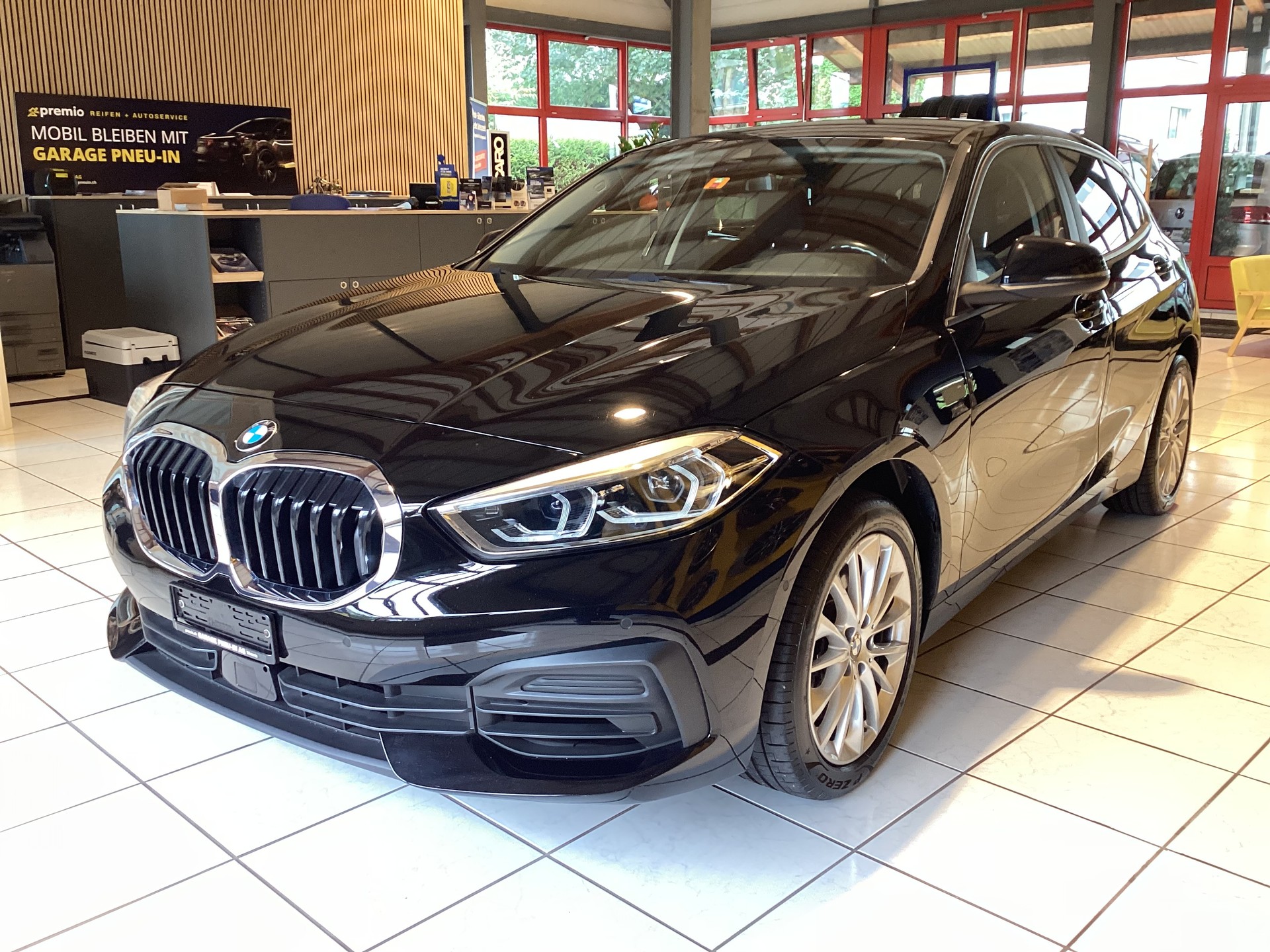 BMW 120i Sport Line Steptronic