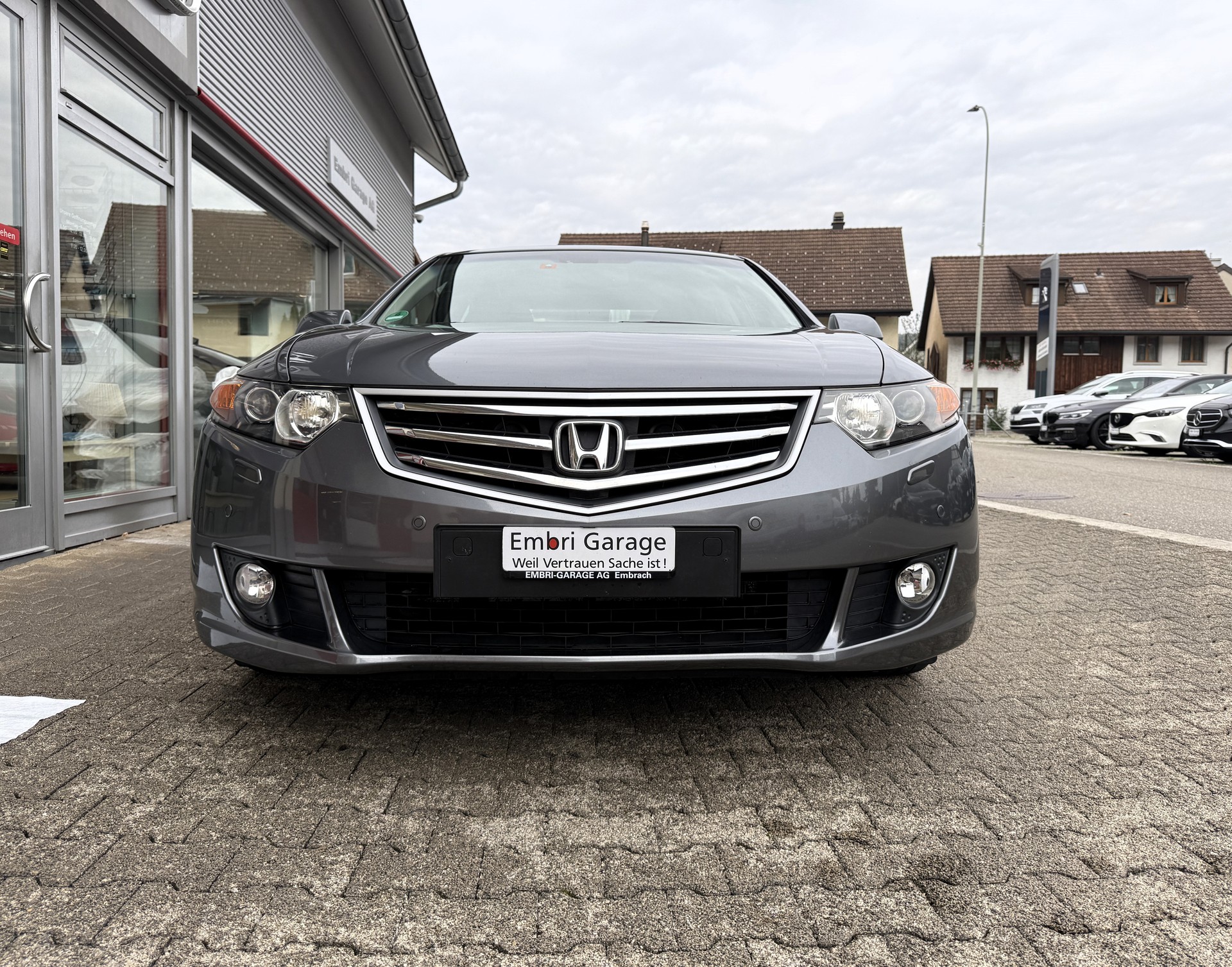 HONDA Accord 2.4i 16V Executive Automatic-image-2