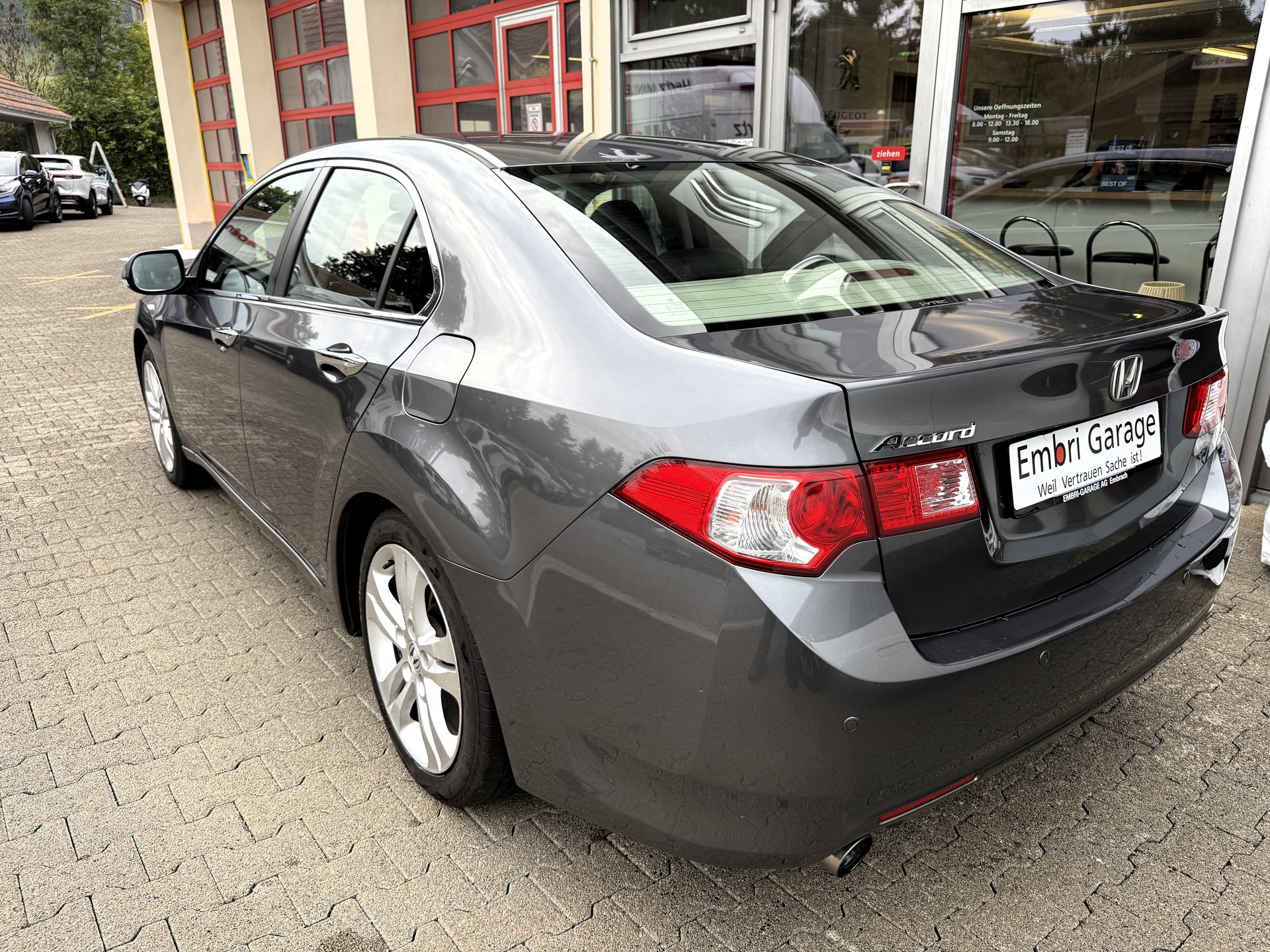HONDA Accord 2.4i 16V Executive Automatic-image-5