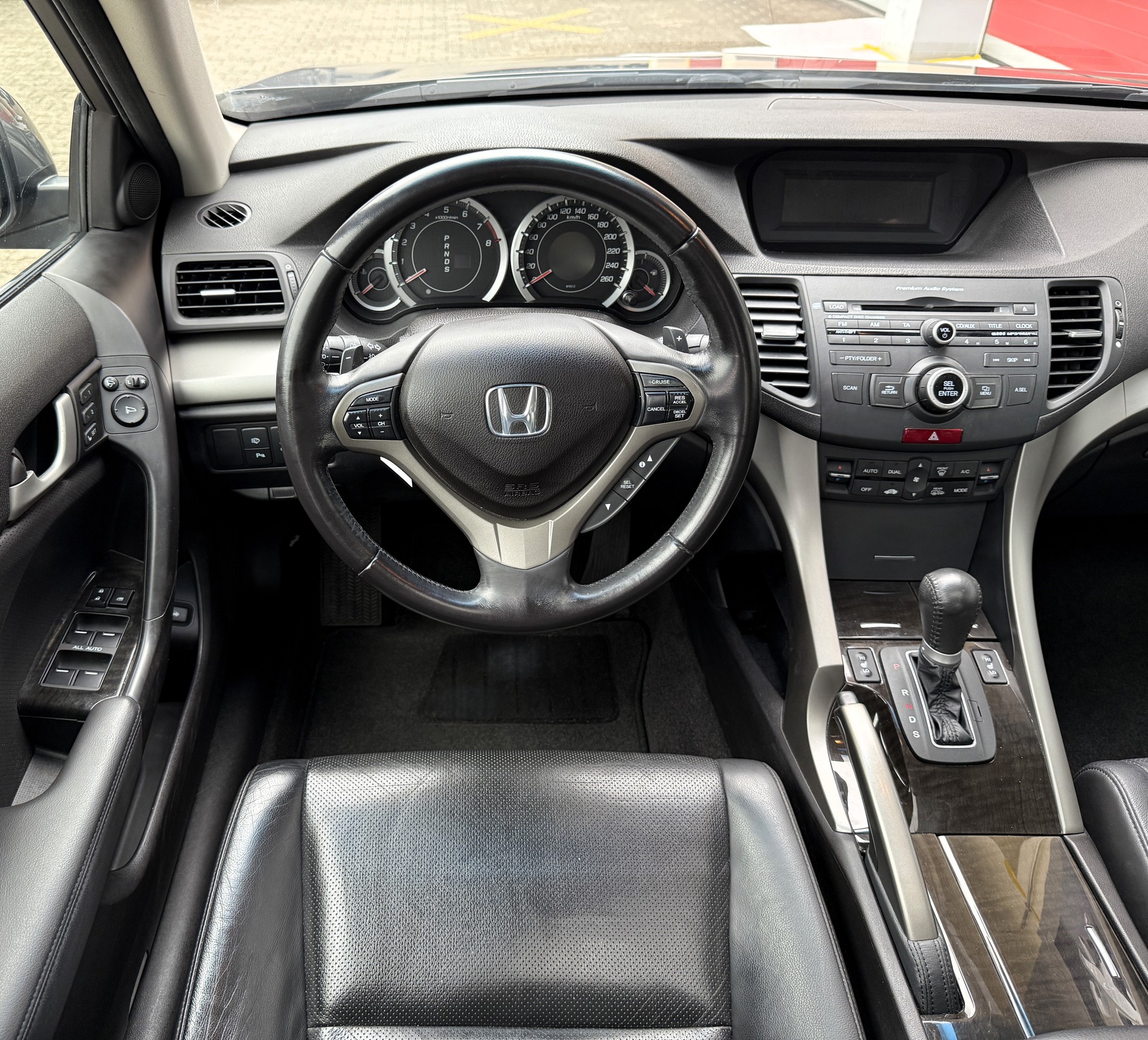 HONDA Accord 2.4i 16V Executive Automatic-image-11