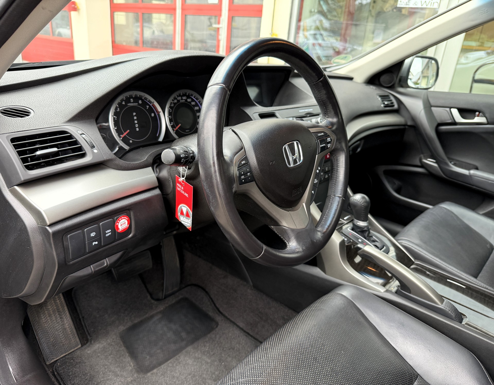 HONDA Accord 2.4i 16V Executive Automatic-image-13