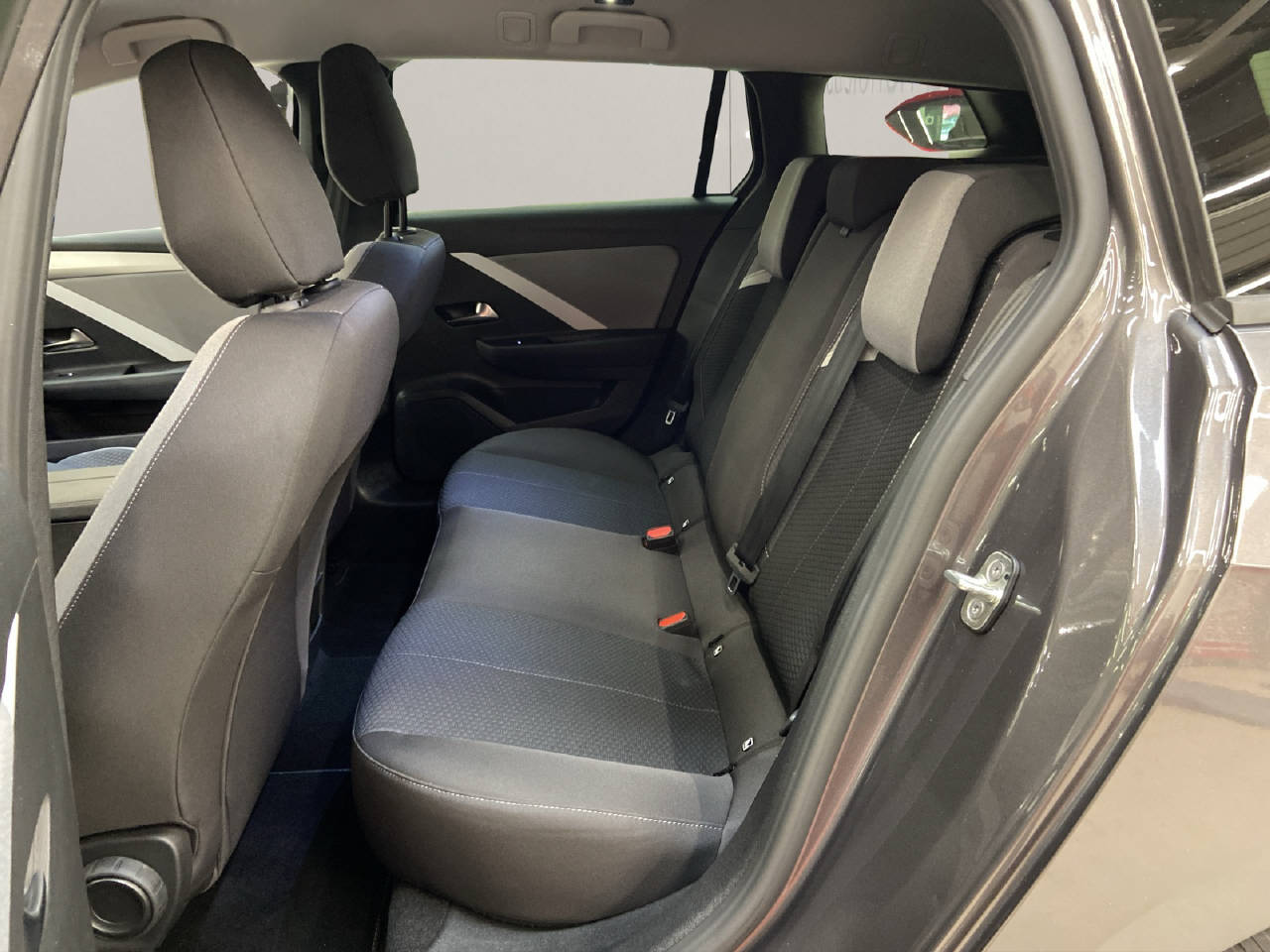 OPEL Astra Sports Tourer 1.5 D Edition-image-9