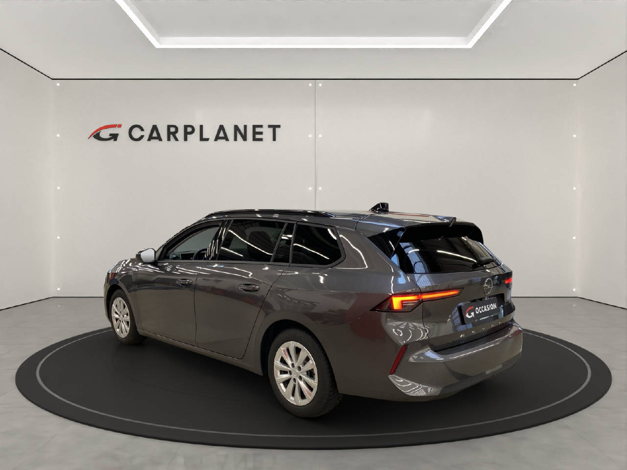 OPEL Astra Sports Tourer 1.5 D Edition-image-2