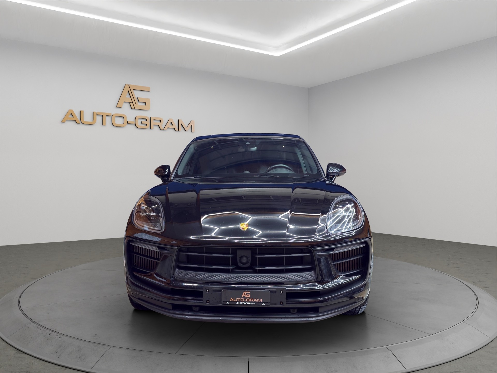 PORSCHE Macan S PDK-image-7