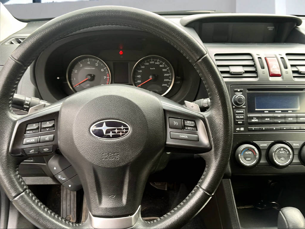 SUBARU XV 2.0i Swiss Two-image-13