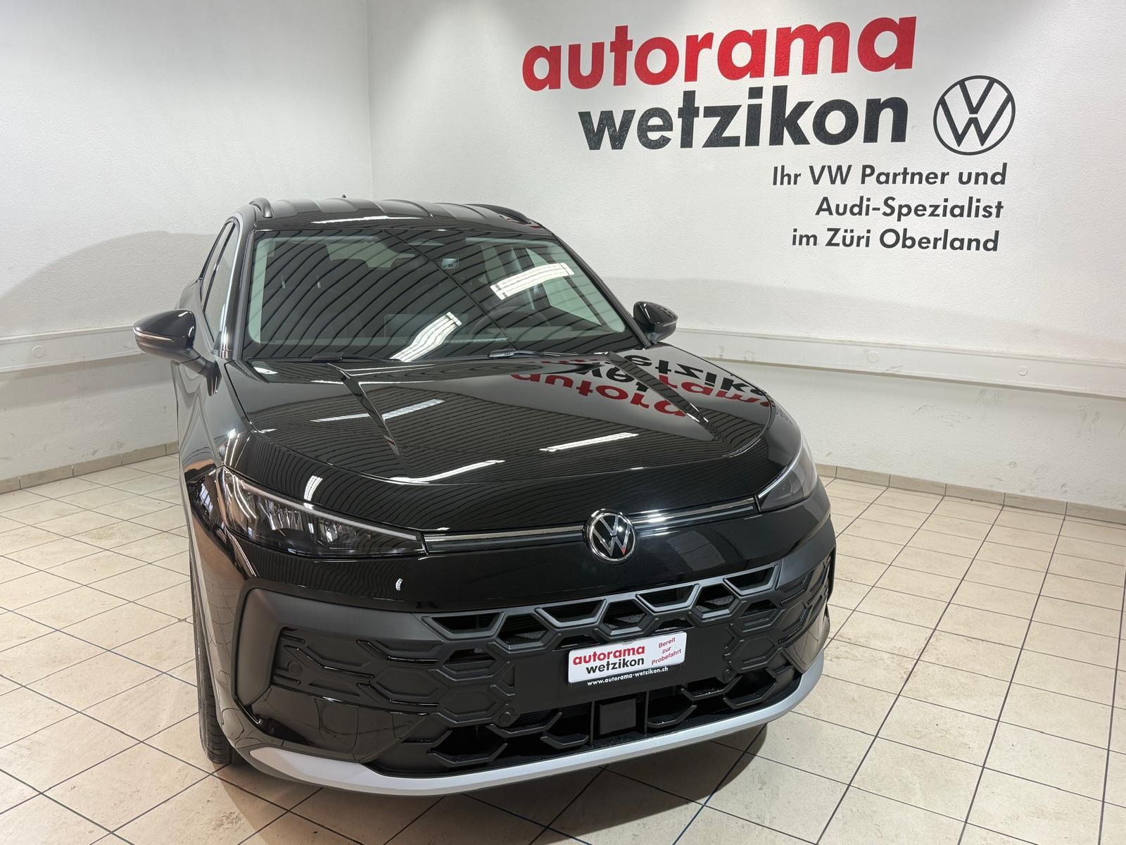 VW T-Roc 1.5 eTSI mHEV Life DSG-image-1