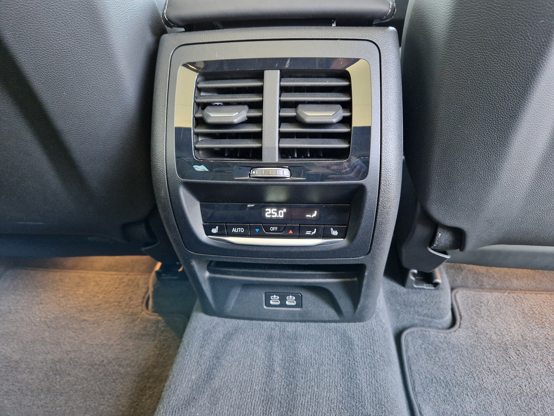 BMW X3 xDrive M Competition Steptronic-image-6