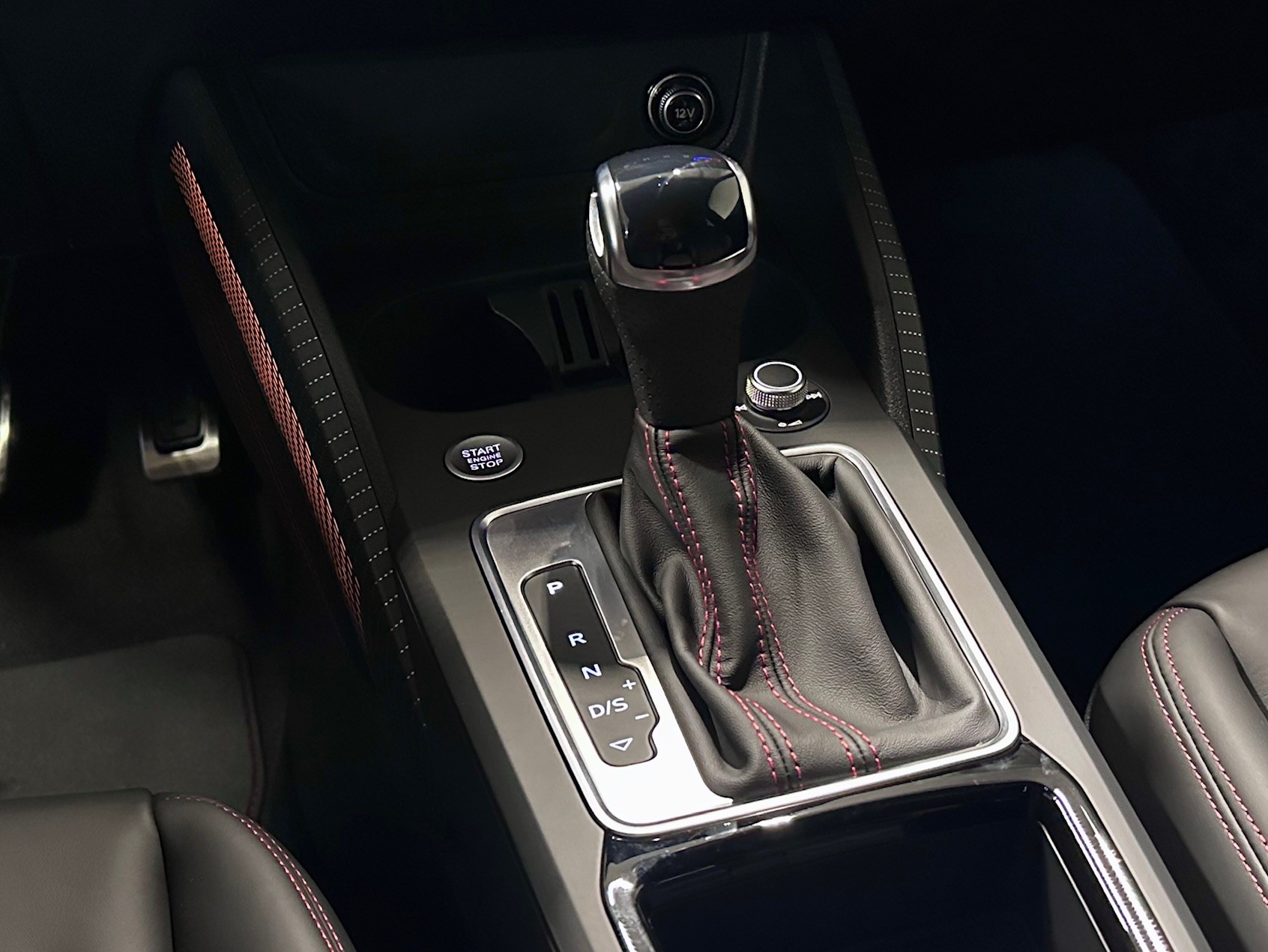 AUDI Q2 40 TFSI S line Attraction quattro S-tronic-image-7