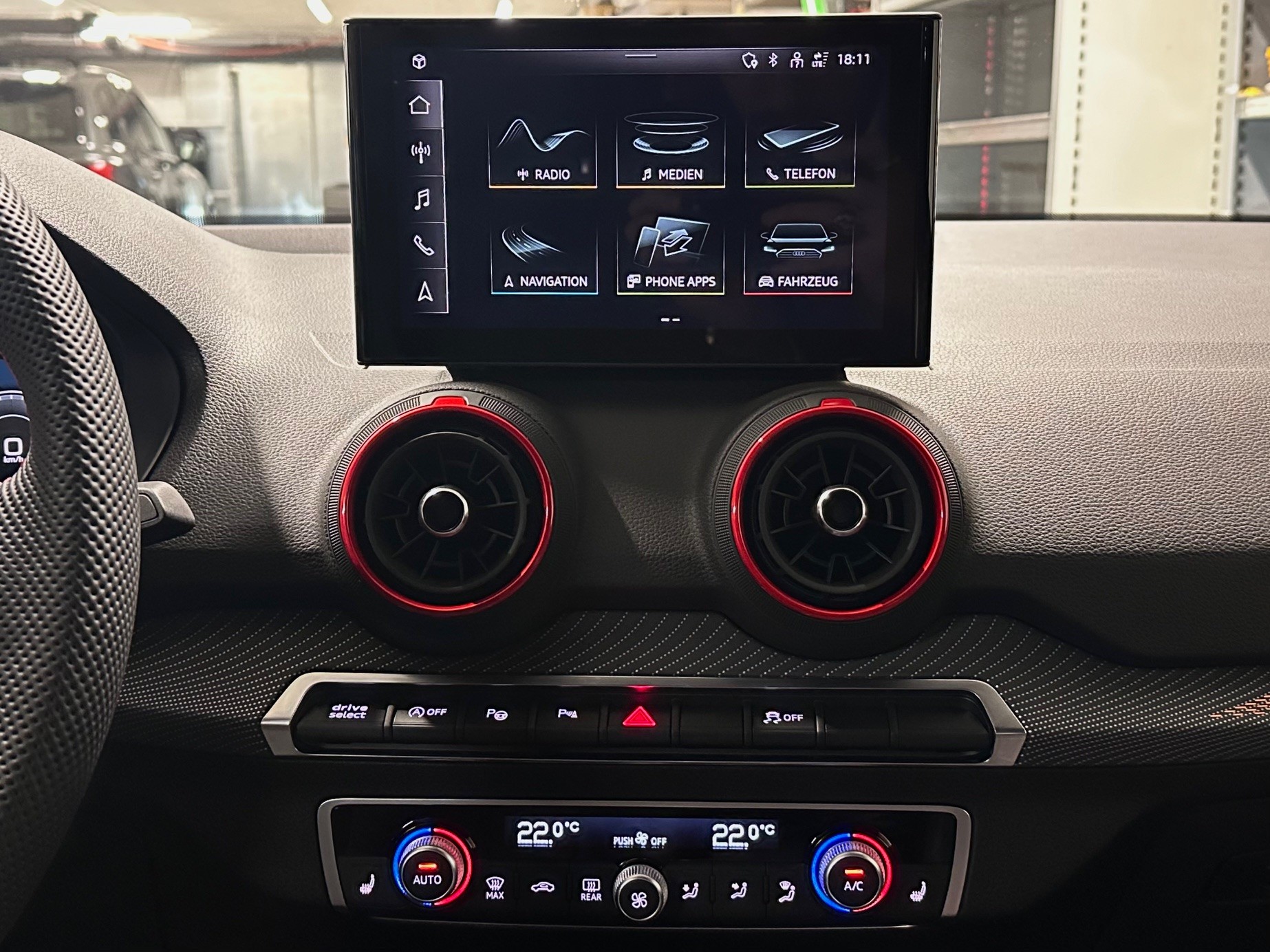 AUDI Q2 40 TFSI S line Attraction quattro S-tronic-image-6