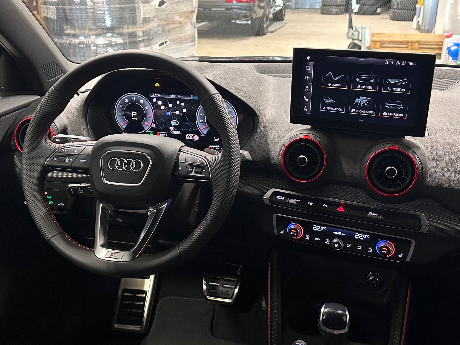 AUDI Q2 40 TFSI S line Attraction quattro S-tronic-image-4