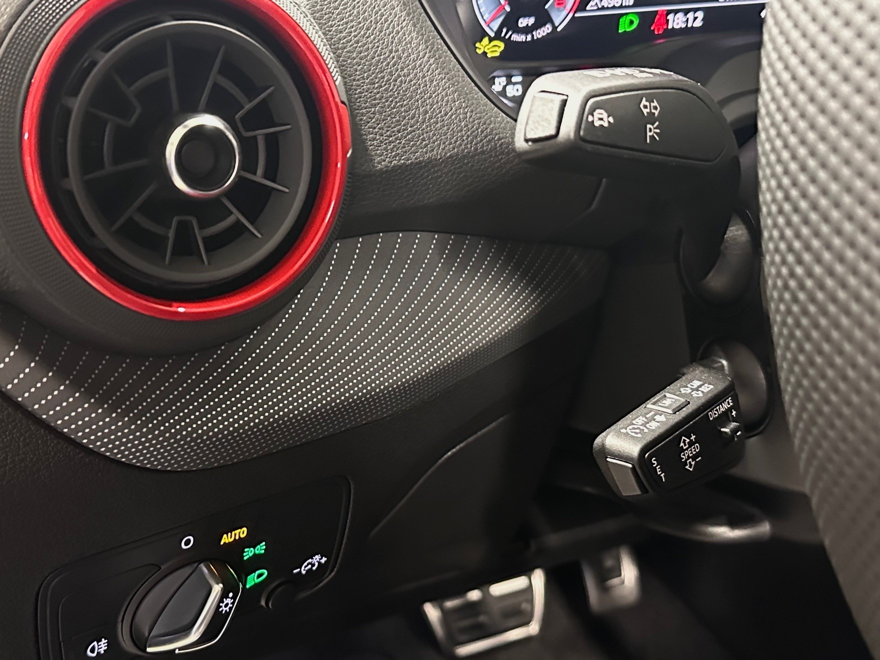 AUDI Q2 40 TFSI S line Attraction quattro S-tronic-image-11